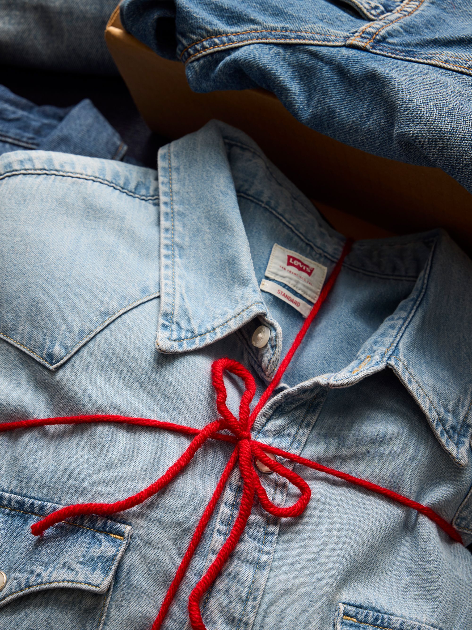 Levi's