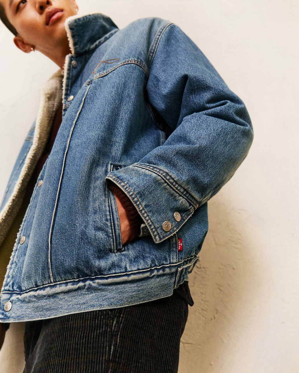 Blue jean jacket fit