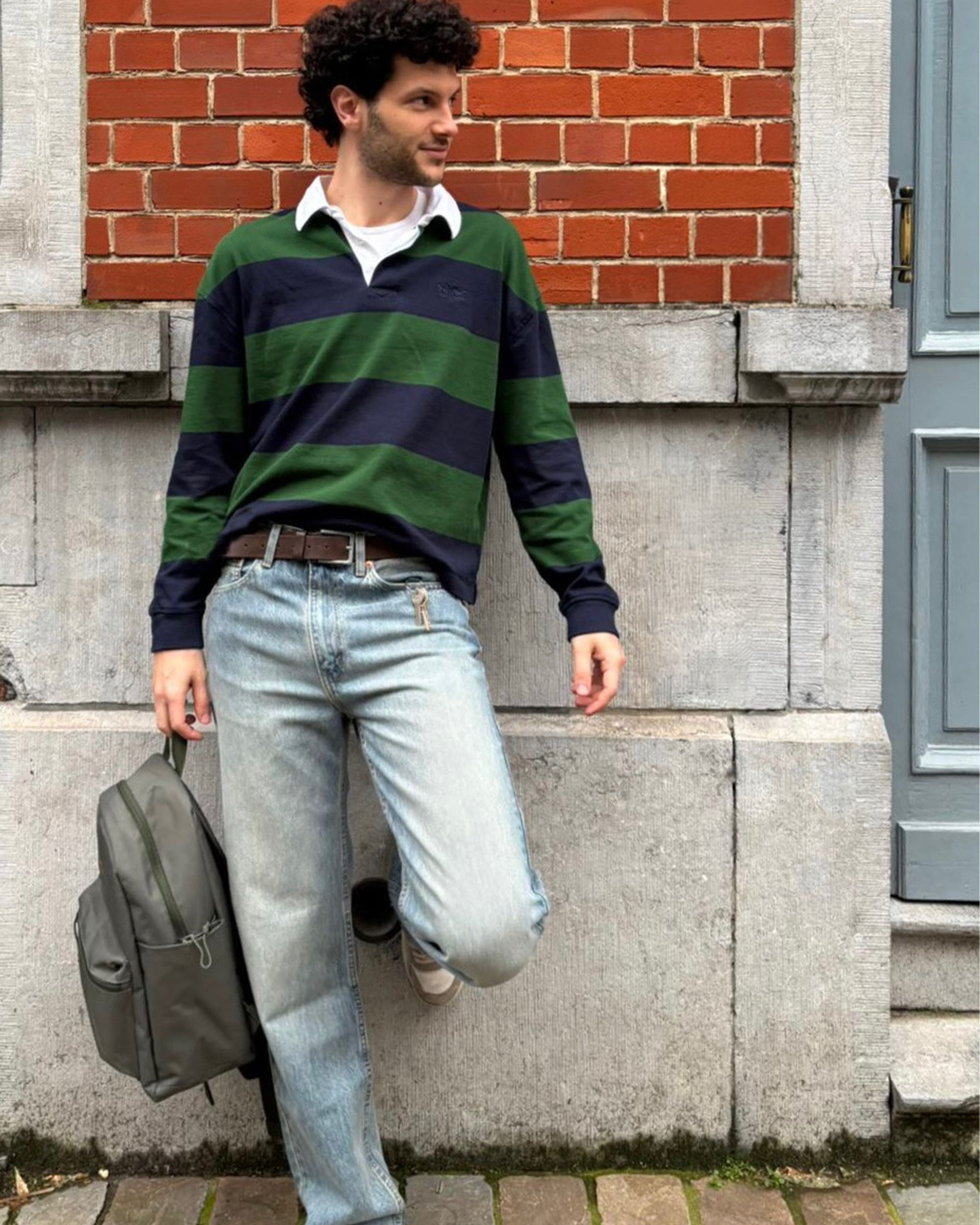 Rugby Tee + 568 Loose Straight Jeans