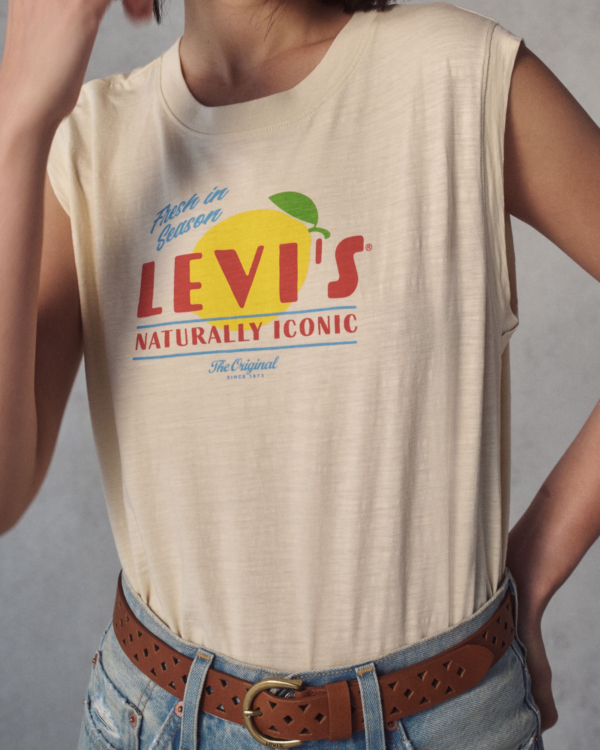 Tops & T-shirts