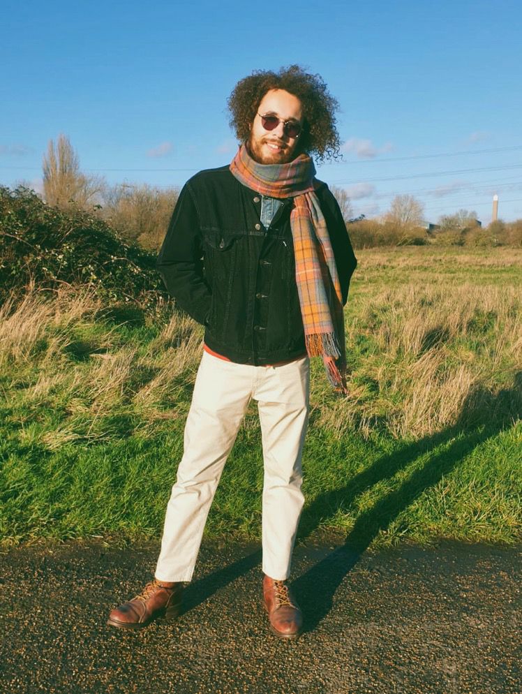 GIF of Mark Rhodes' outfits.