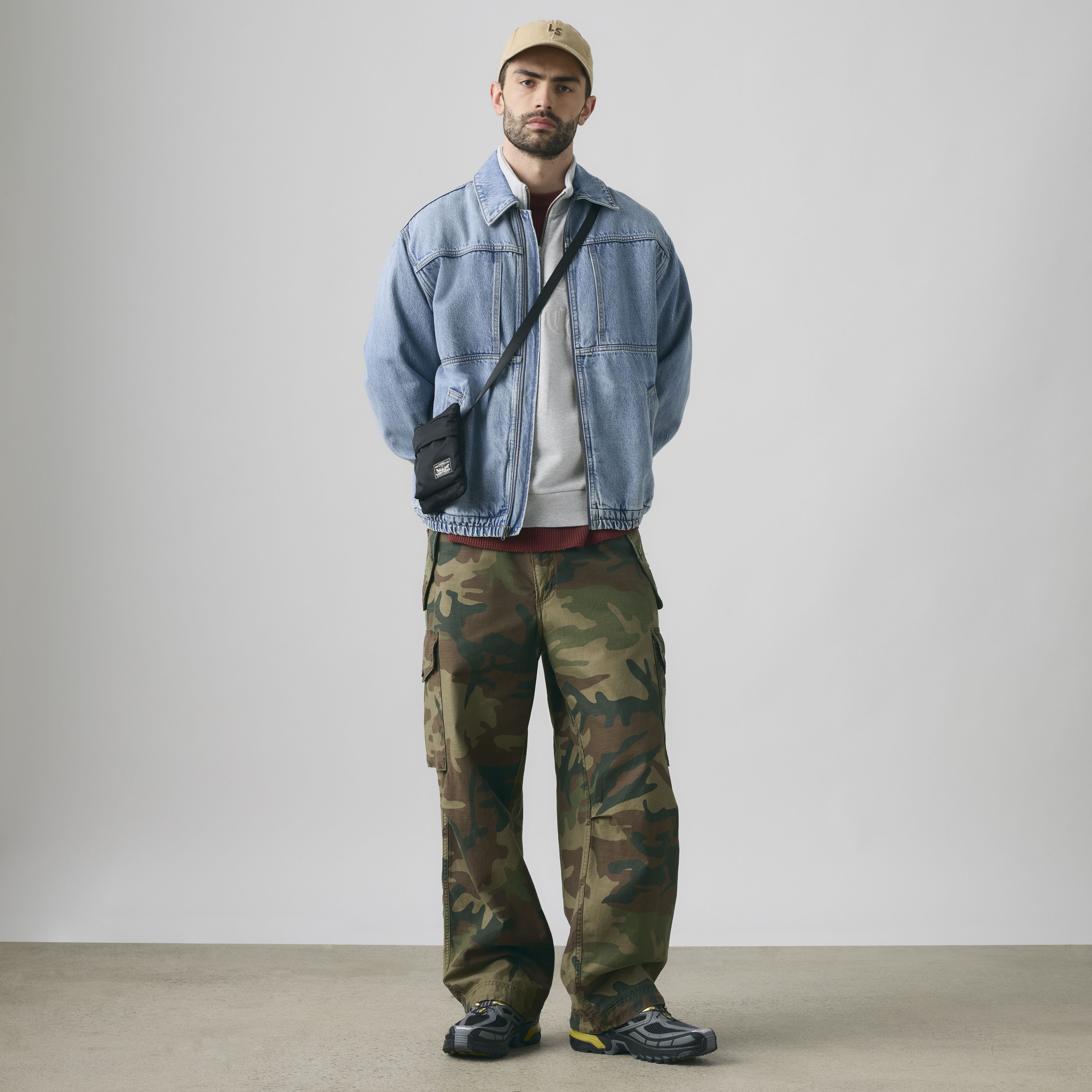 Coastline Hike mens outfit