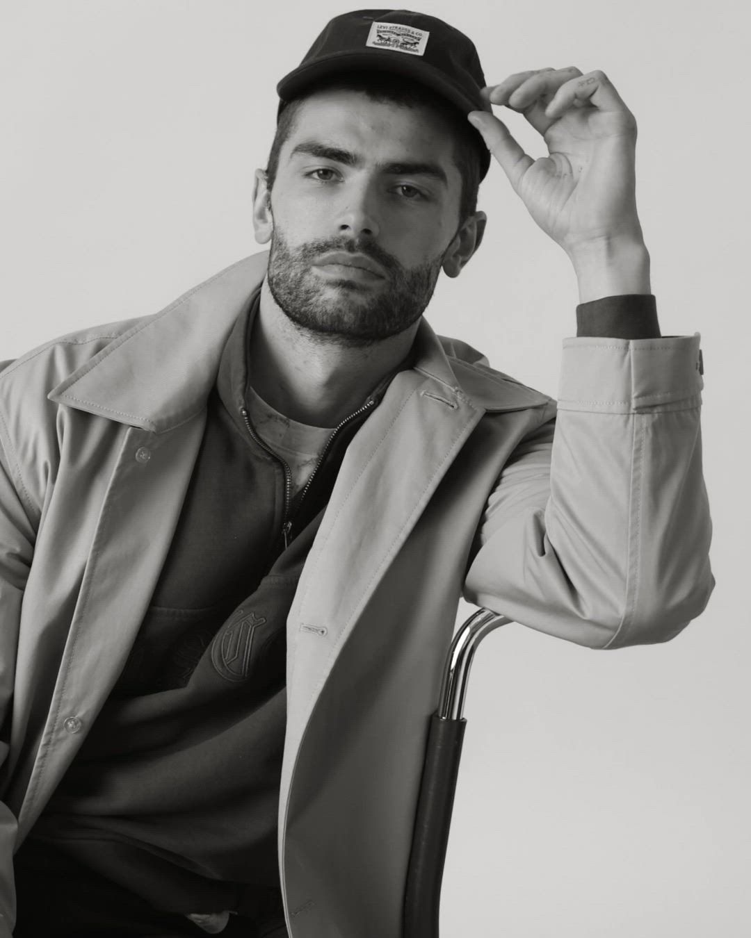 Video of dual gender weekend outfitting