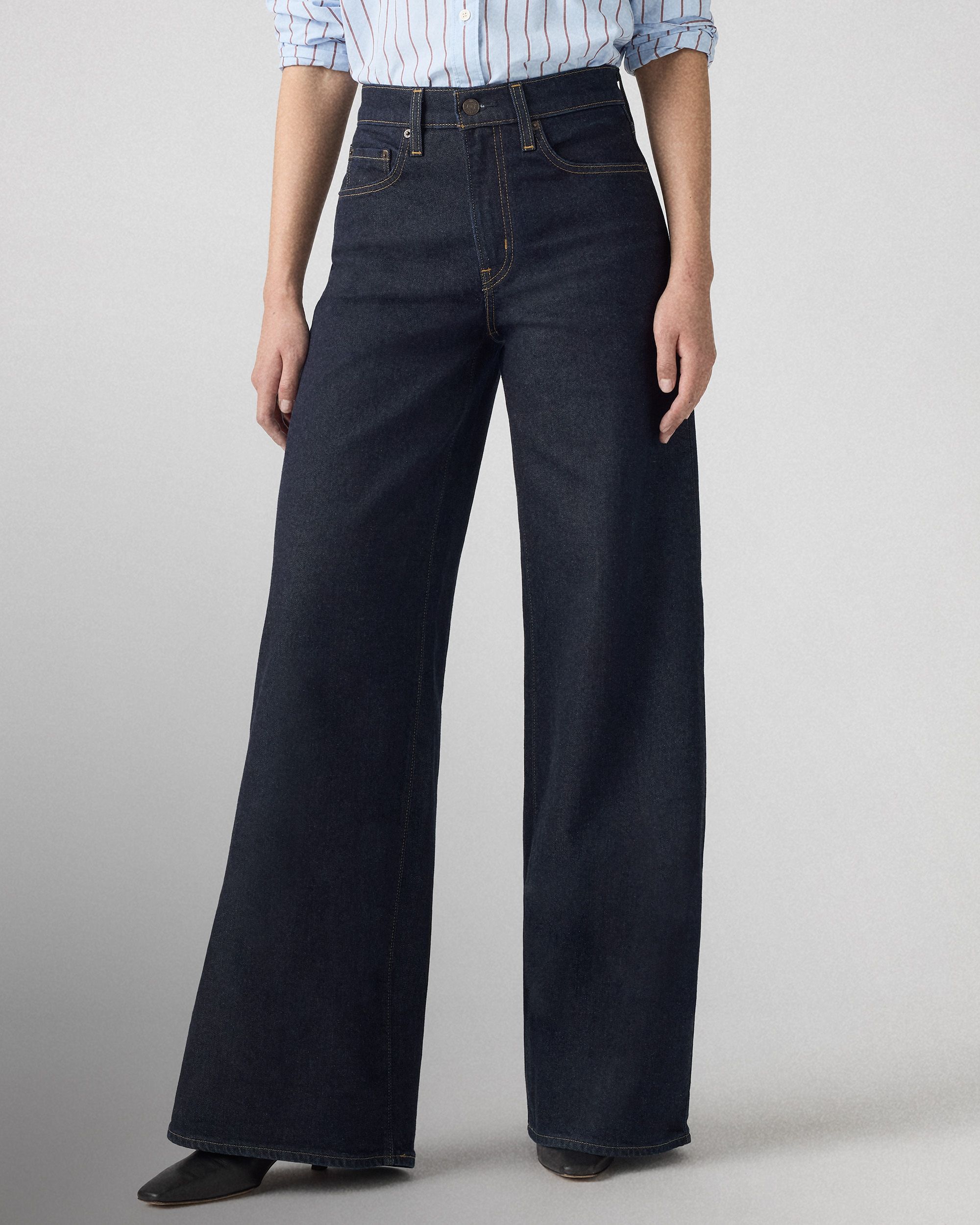 728 Wide-Leg