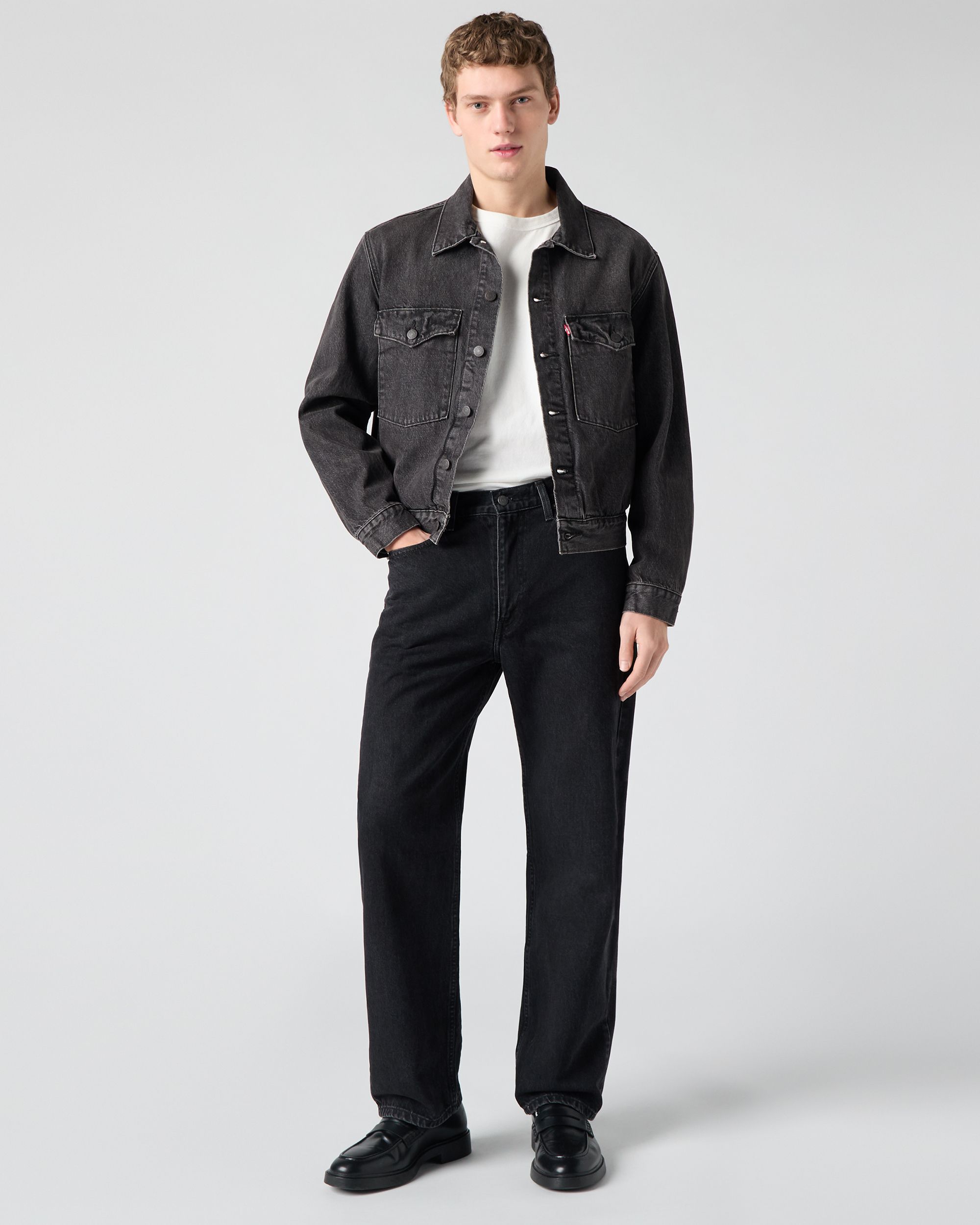 565™ Loose Straight Jeans
