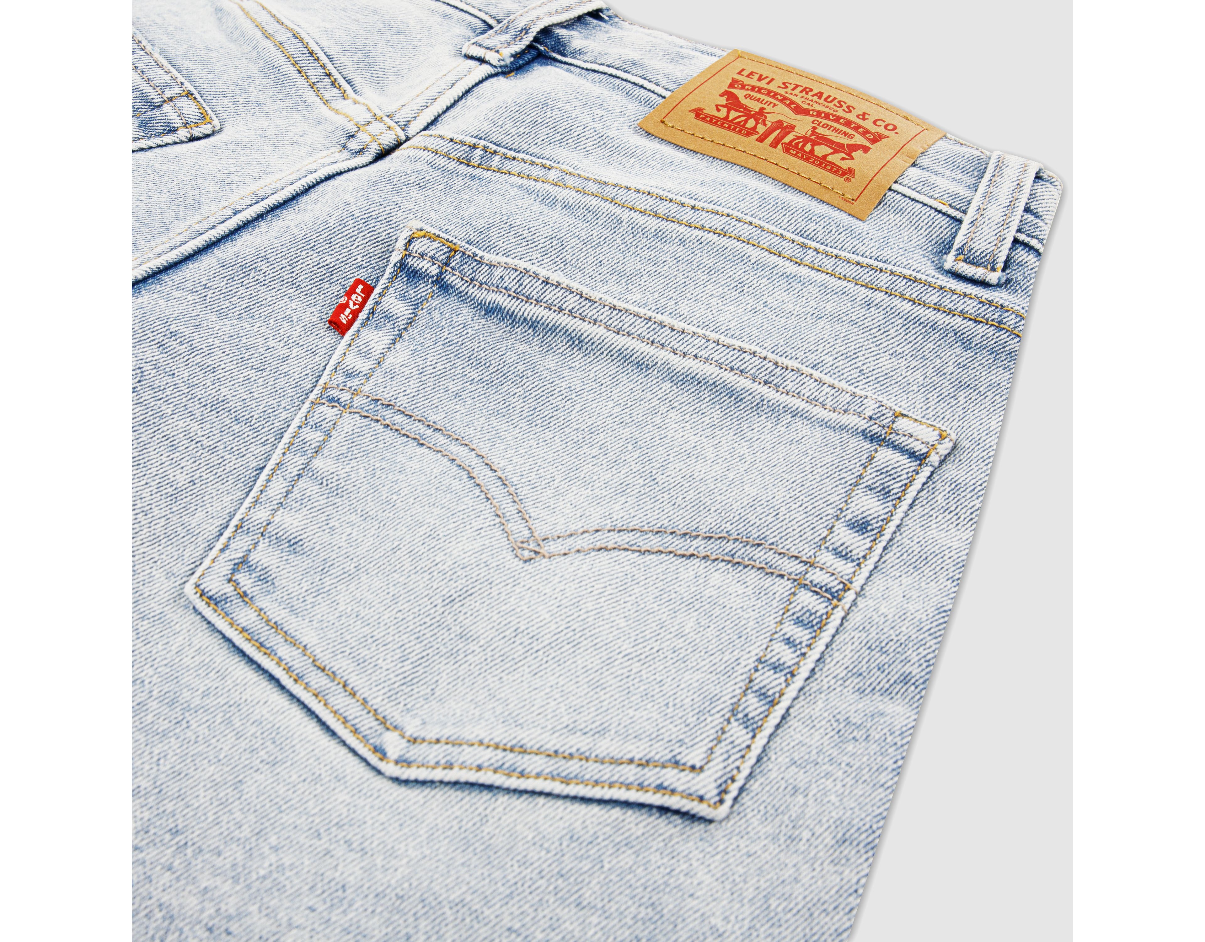 Stay Loose Tapered Fit Jeans