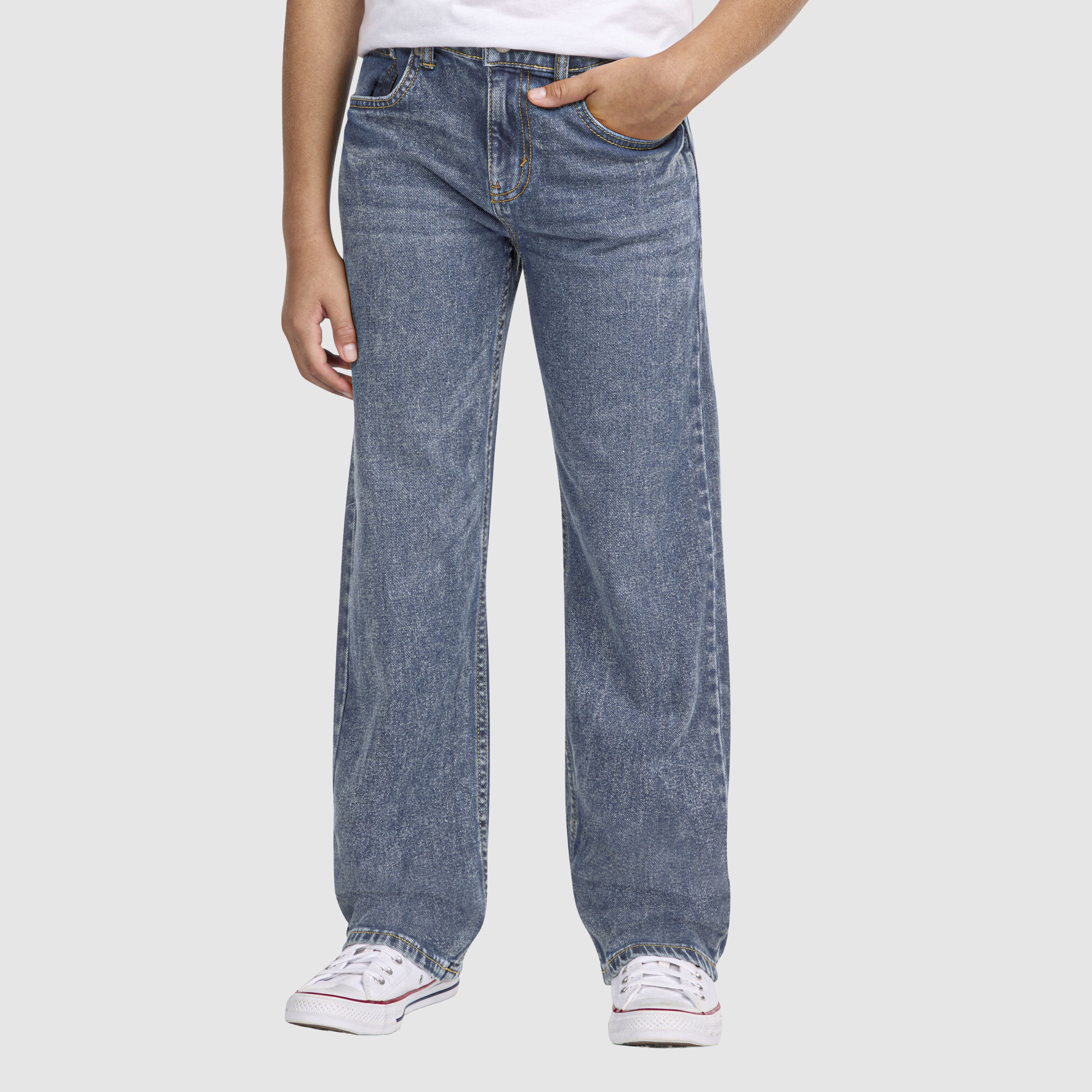 555™ Relaxed Straight Jeans