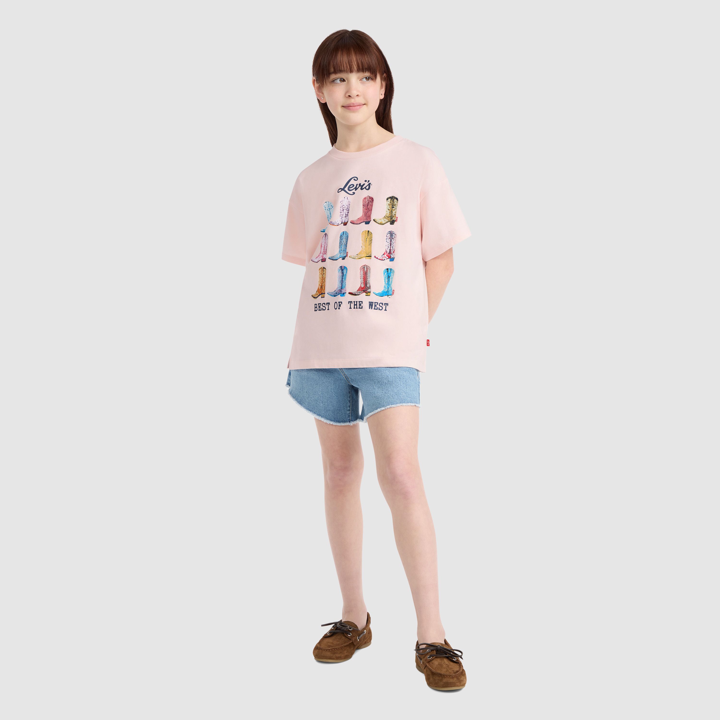 Boots Oversized Tee 1