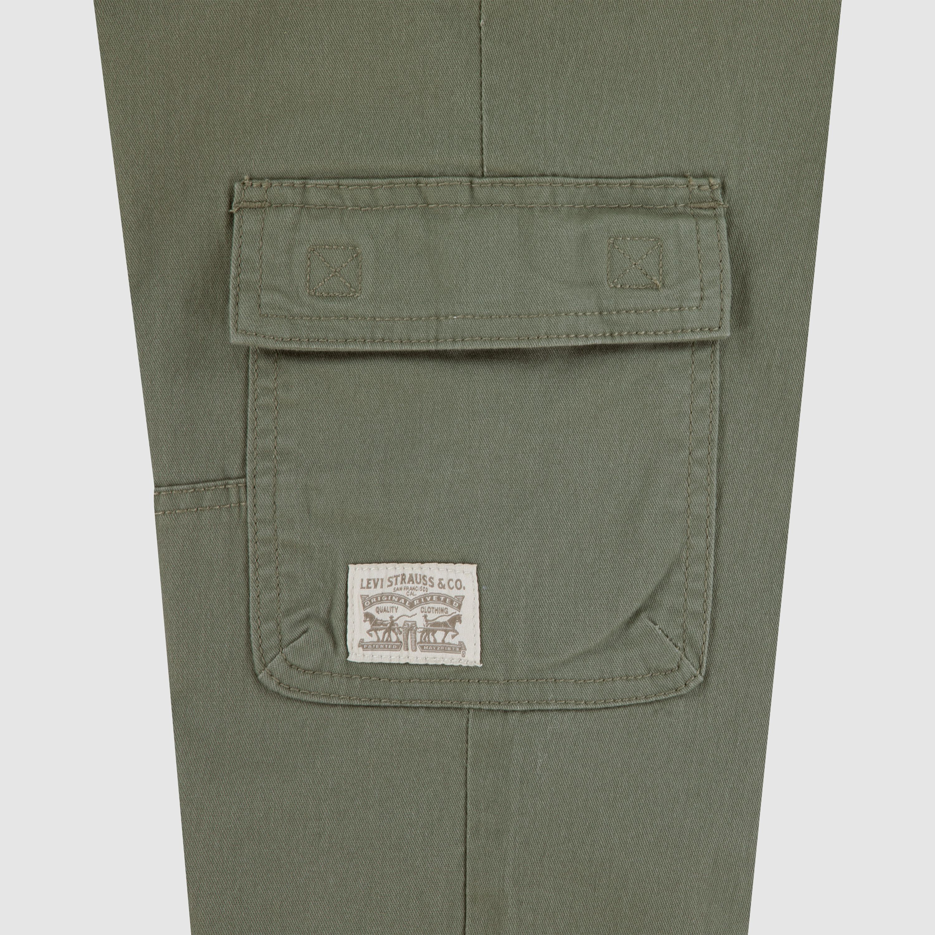 Relaxed Cargo Joggers