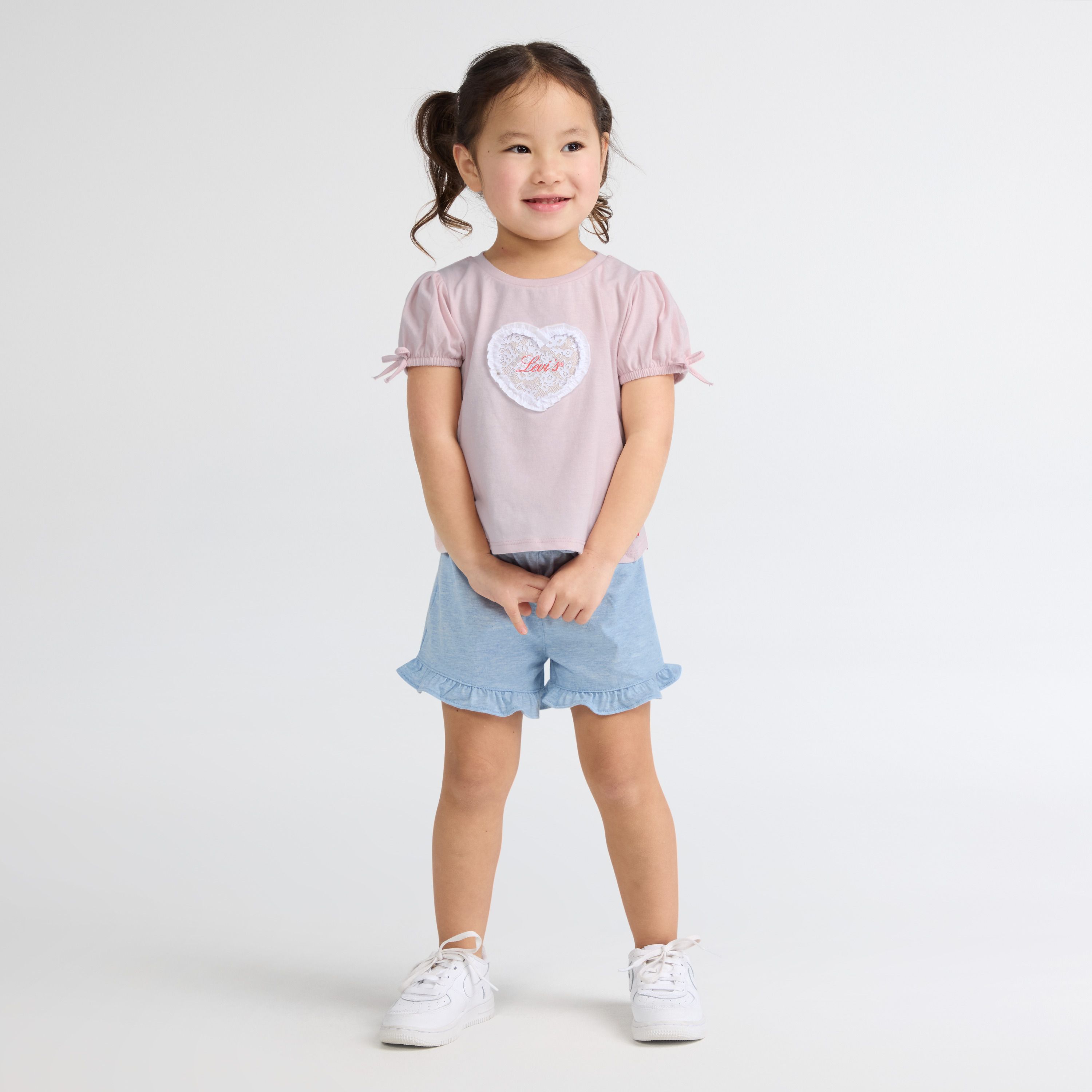 Short Sleeve Bow Graphic Tee and Belted Short Toddler Set 3