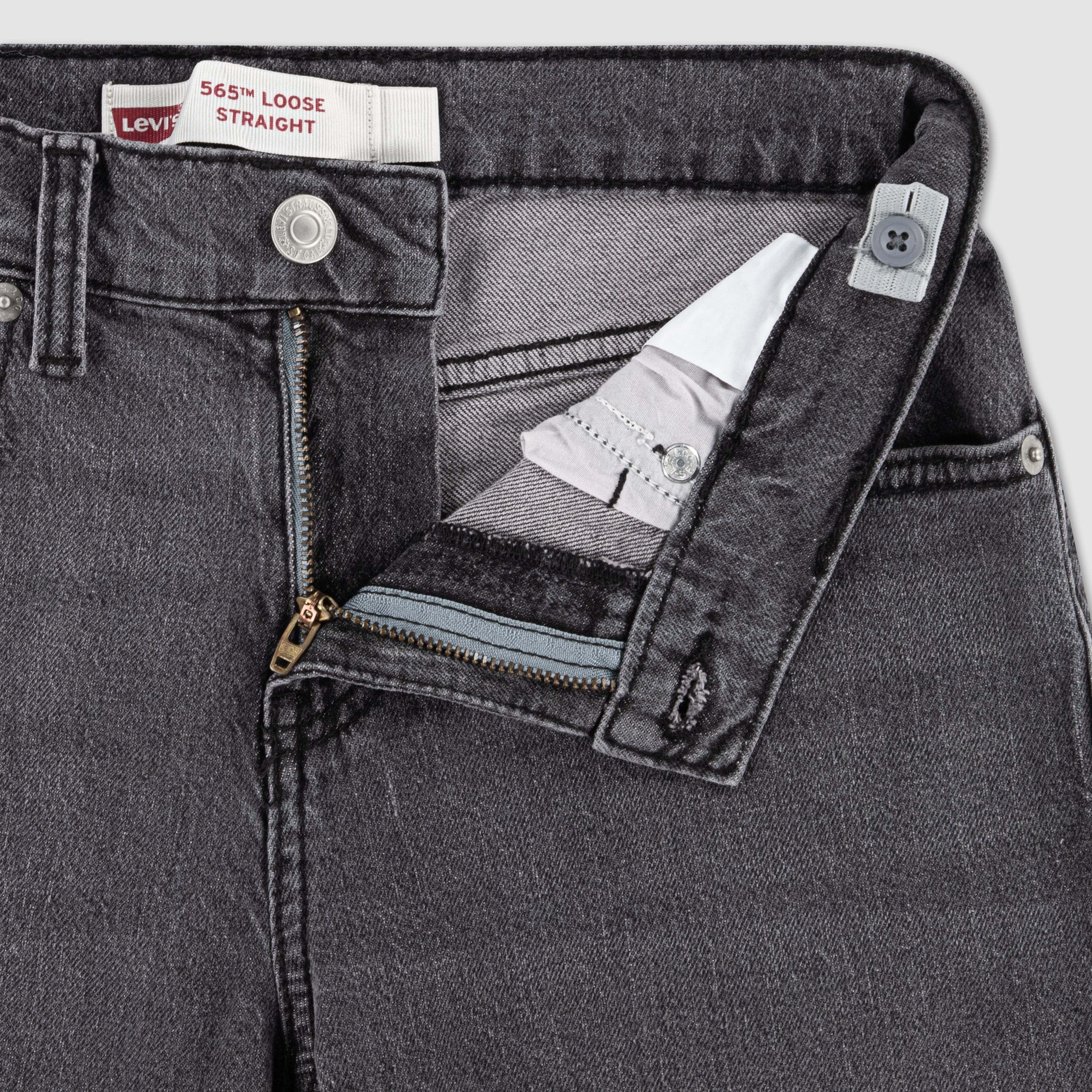 565™ Loose Fit Straight Jeans 3