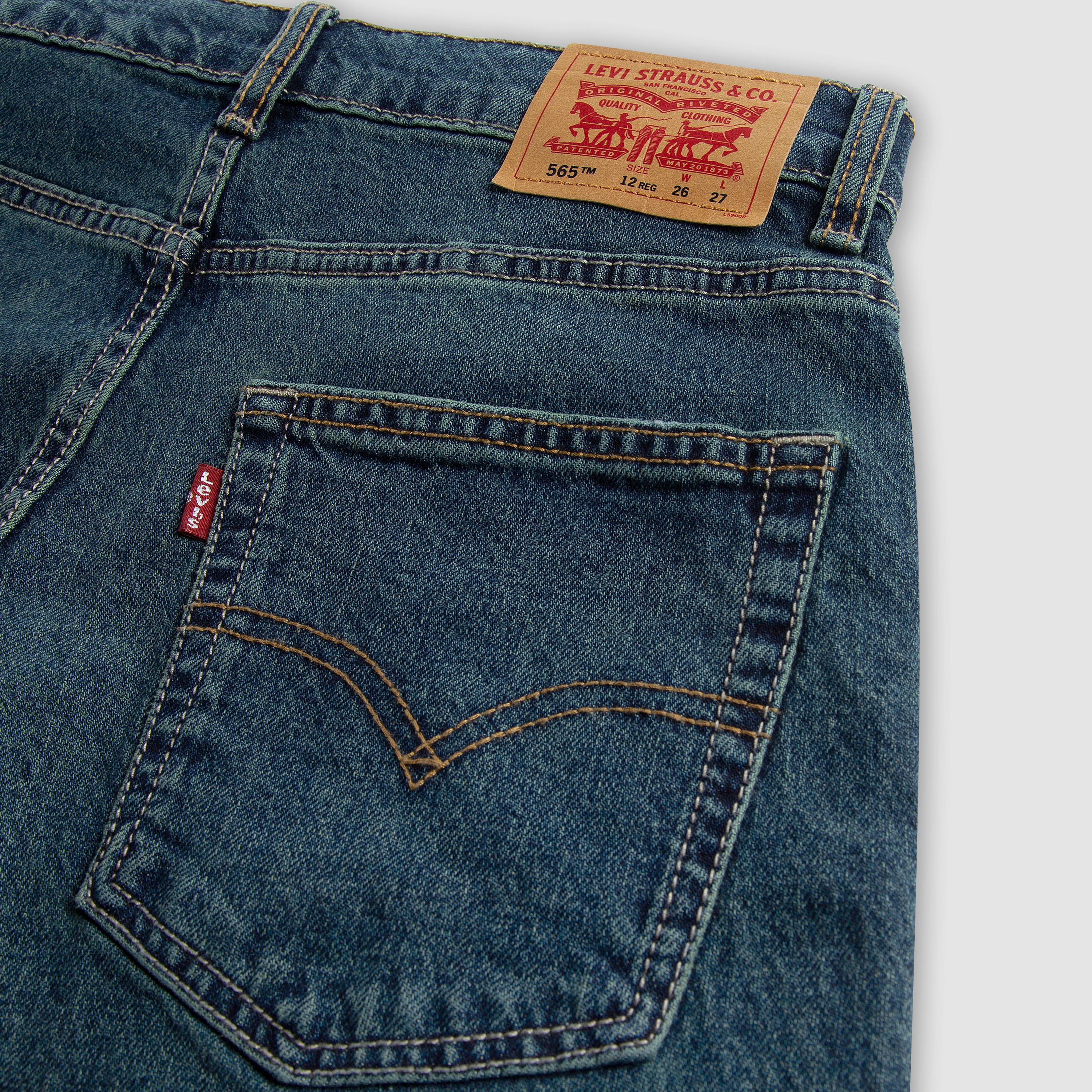 565™ Loose Fit Straight Jeans 4