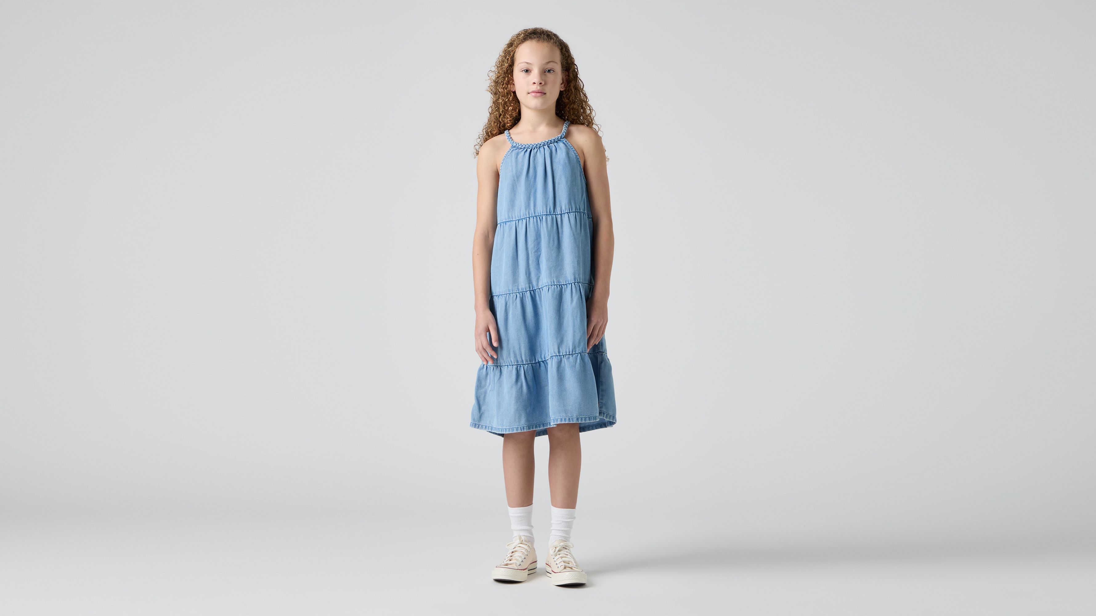 Ado Robe à volants dos nu 7