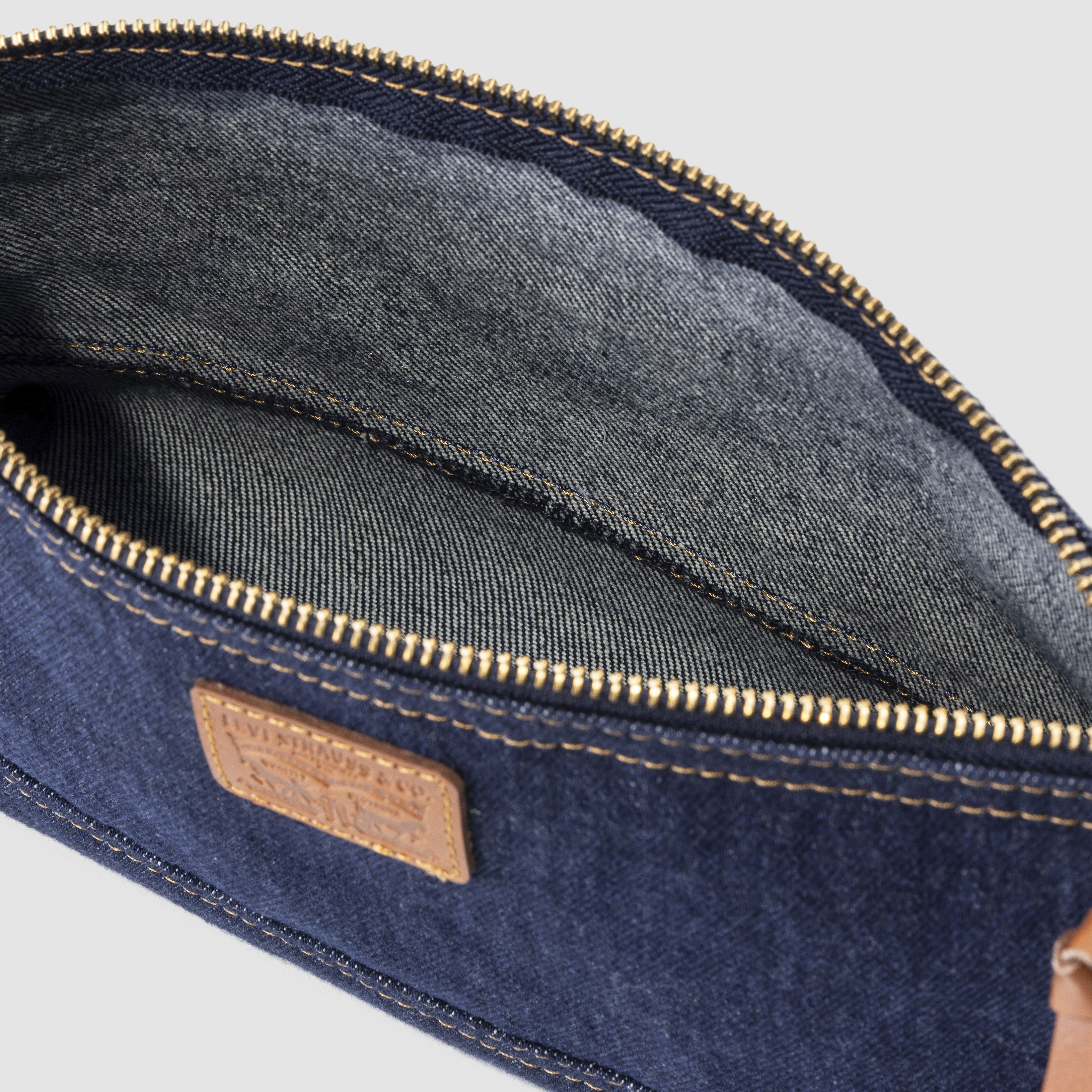 Levi's® Denim Pouch 3