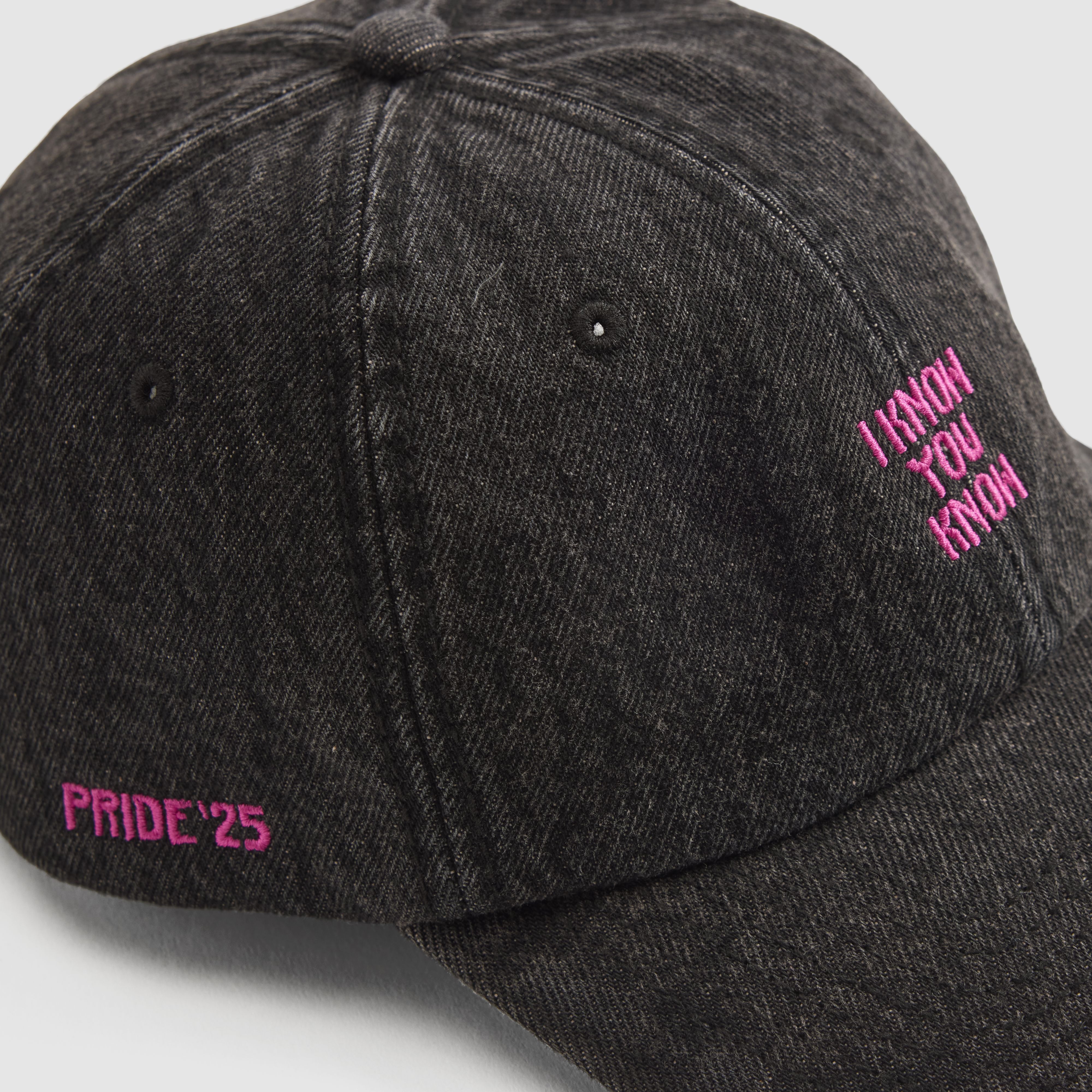 Levi's® Pride Essential Cap 5