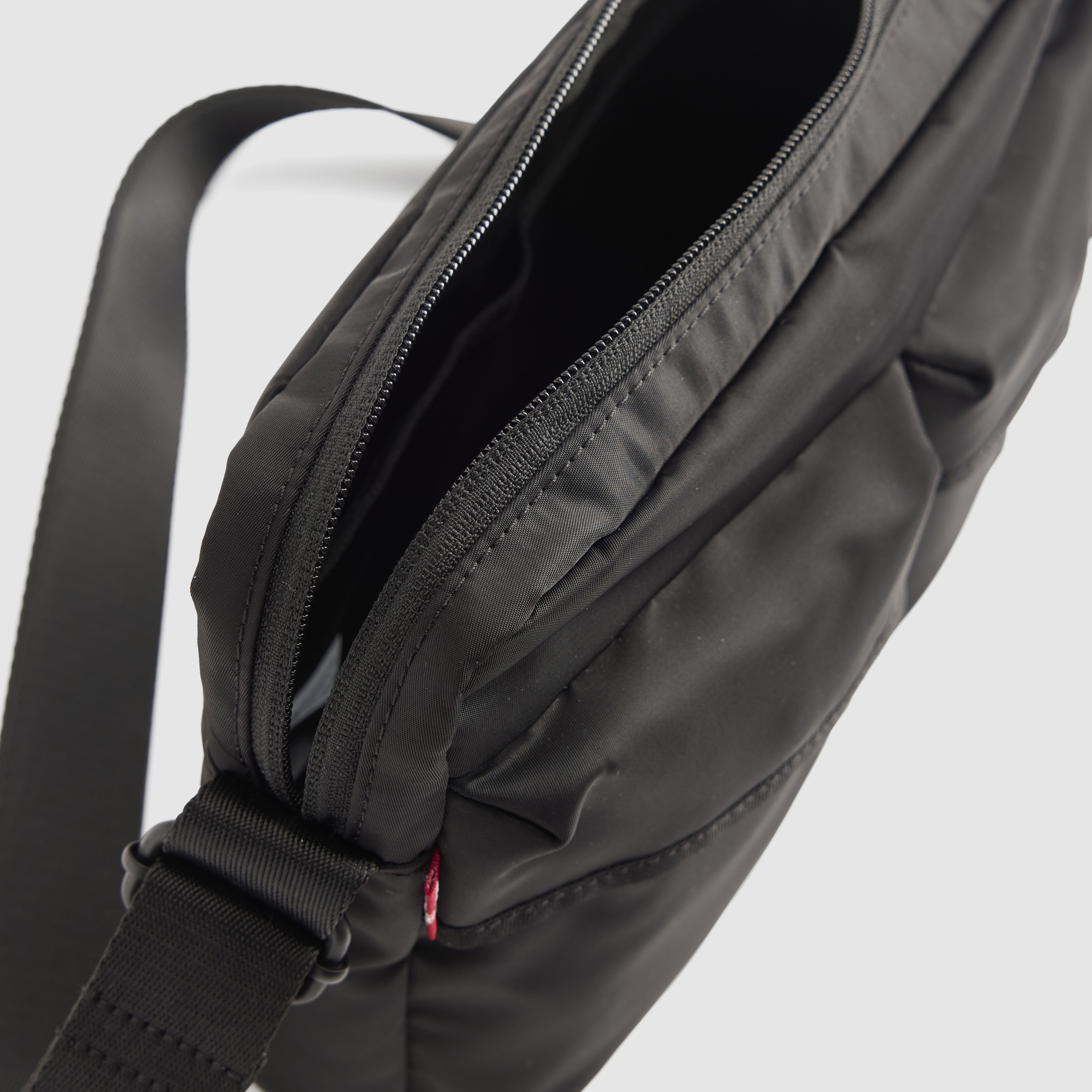 Levi's® Mission Bay Crossbody Bag 5