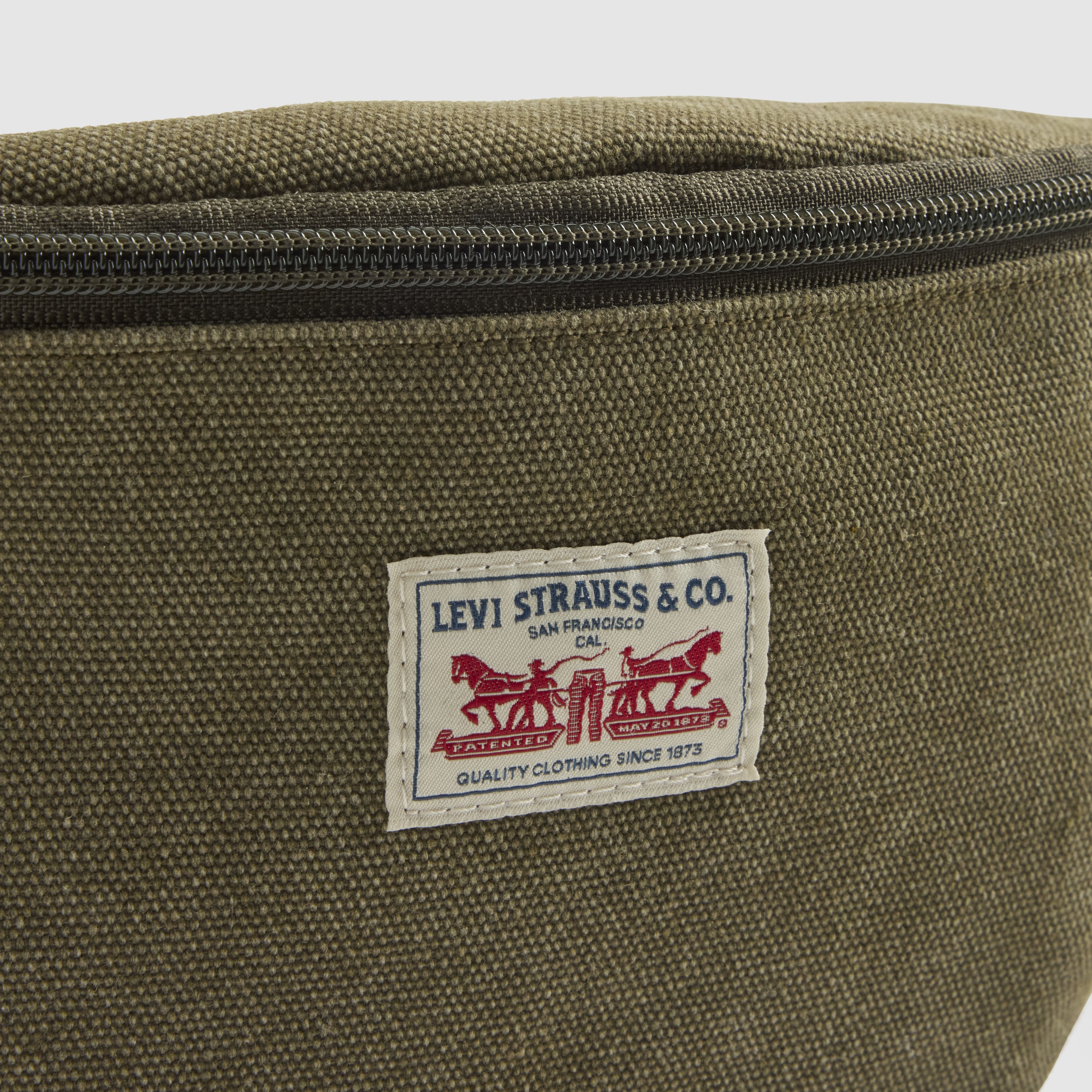 Levi's® Duboce Sling Bag 4