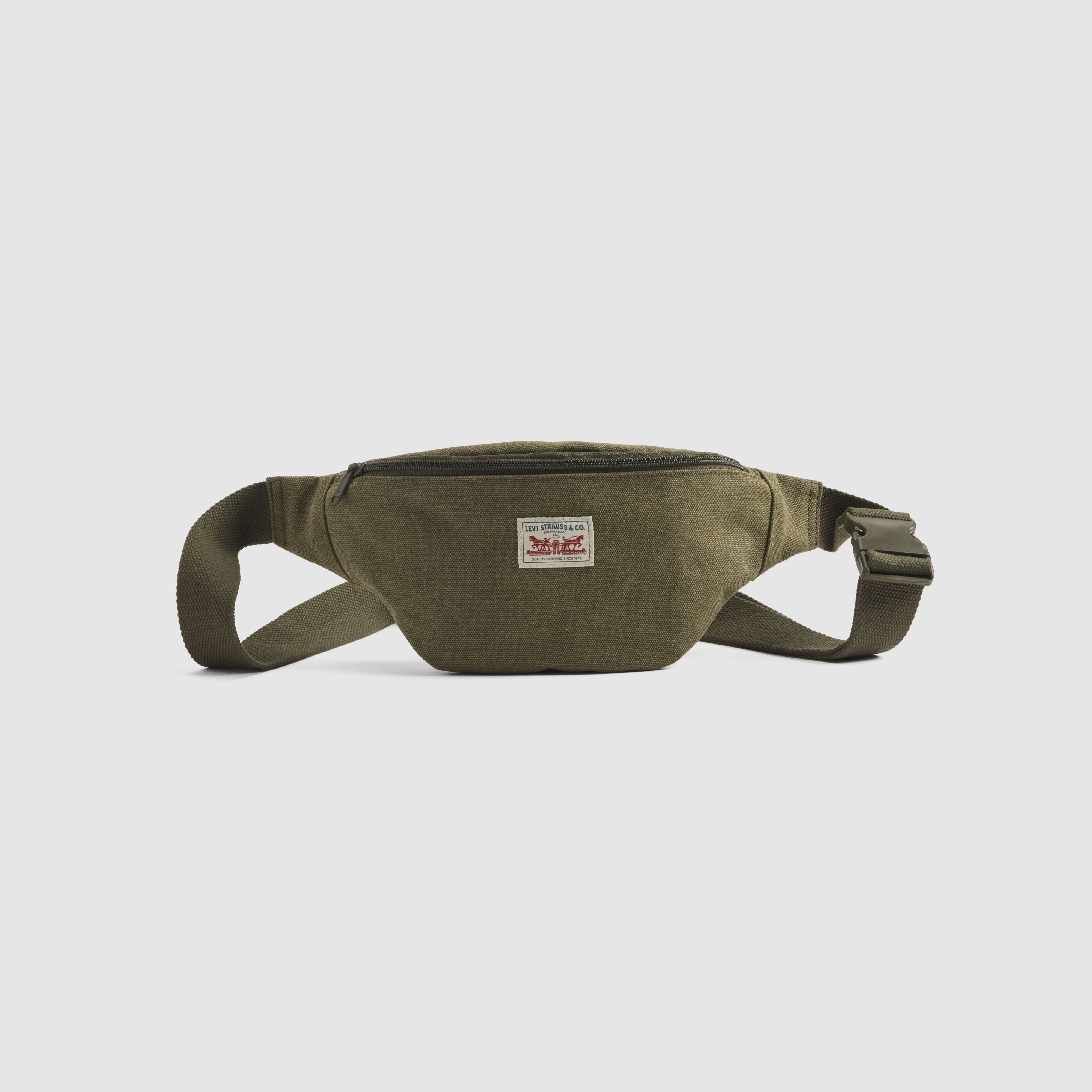 Levi's® Duboce Sling Bag 2
