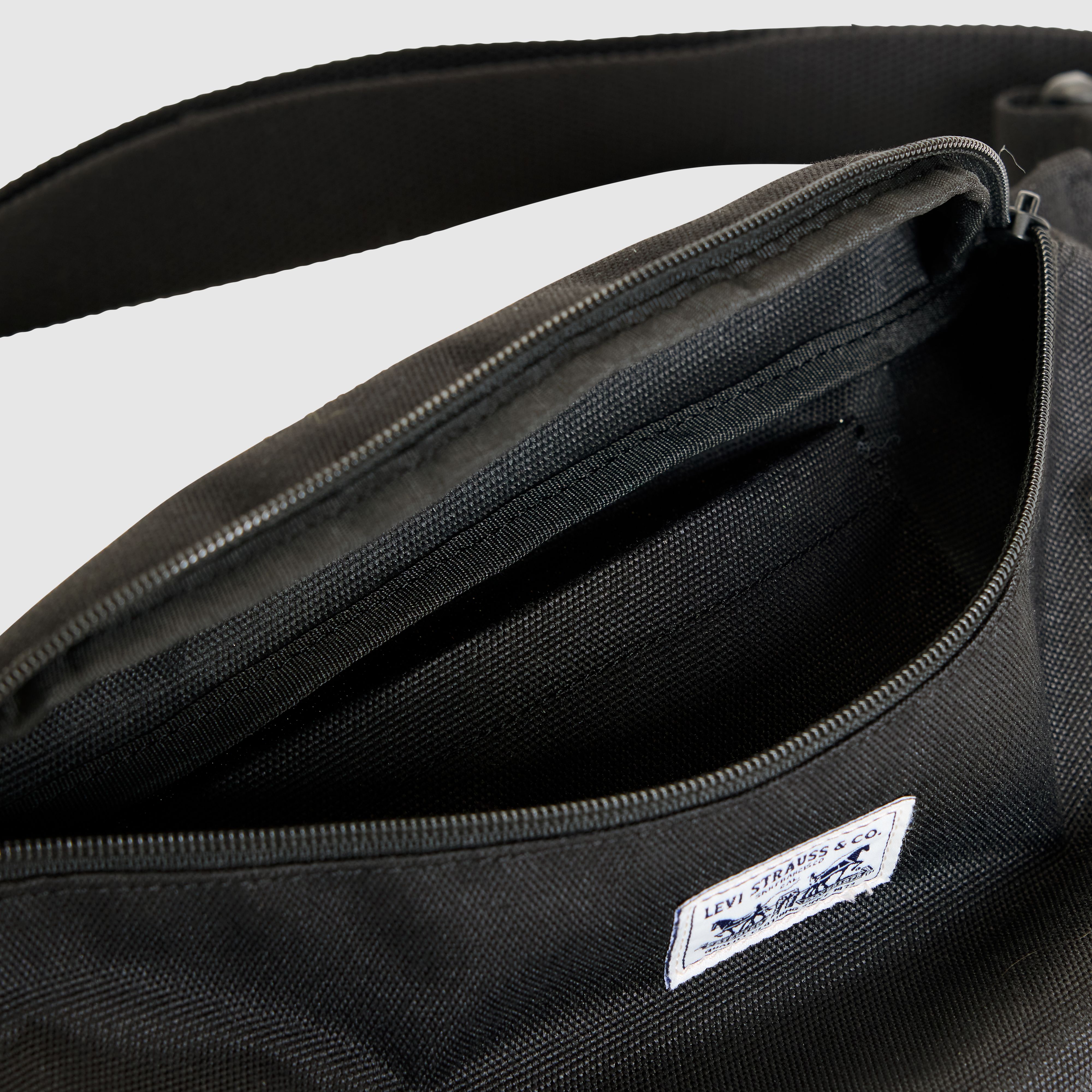 Levi's® Duboce Sling Bag 5
