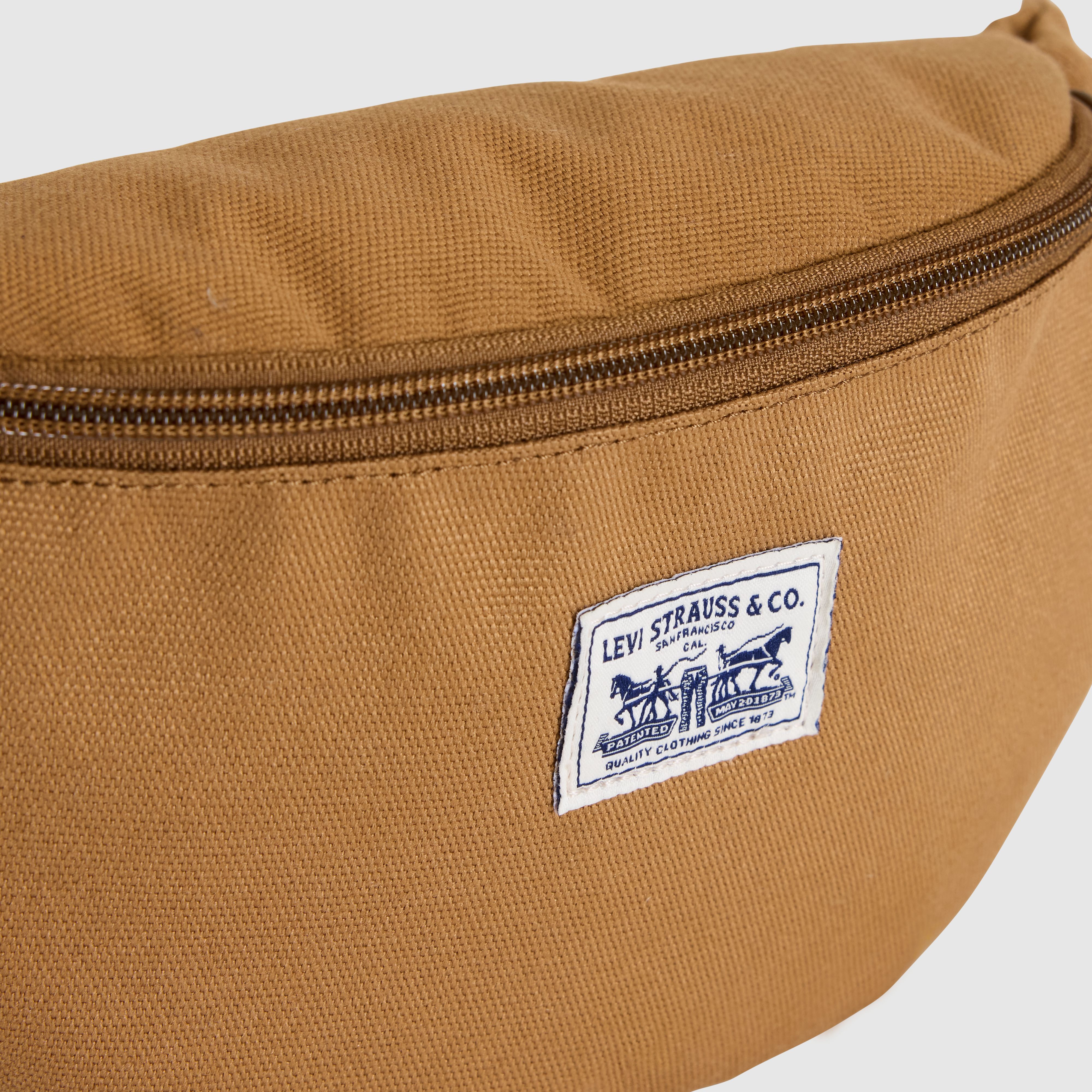 Levi's® Duboce Sling Bag 4