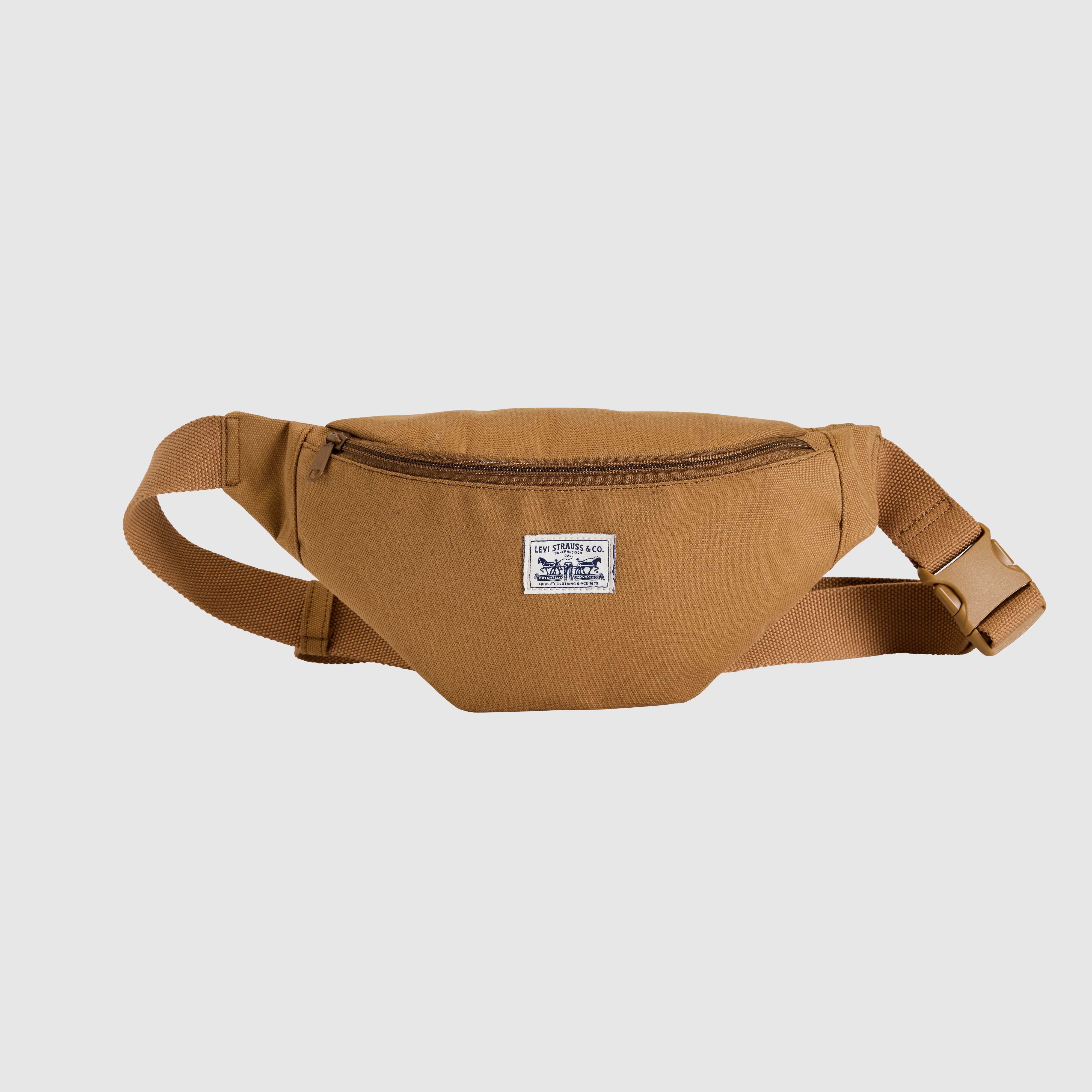 Levi's® Duboce Sling Bag 2