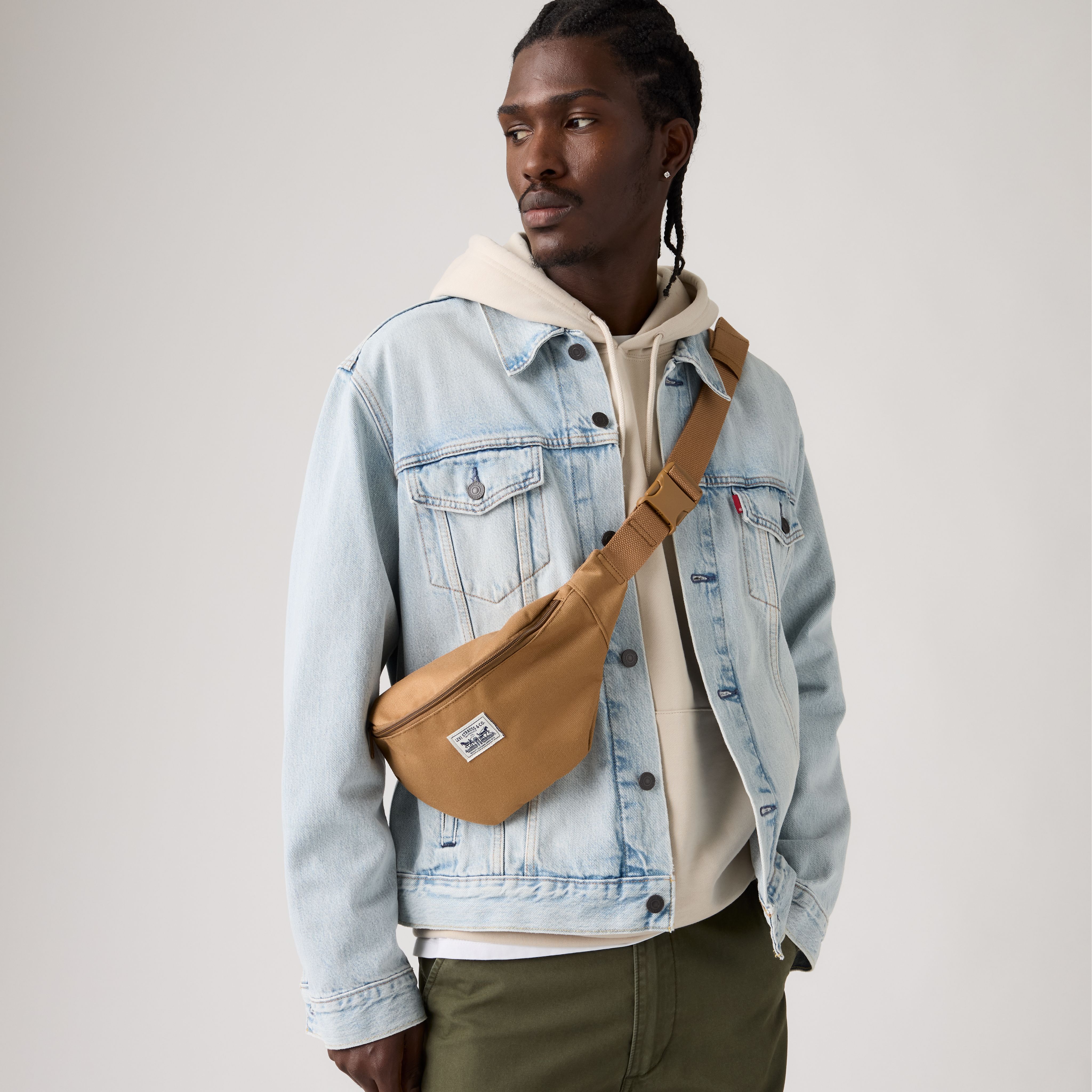 Levi's® Duboce Sling Bag 1