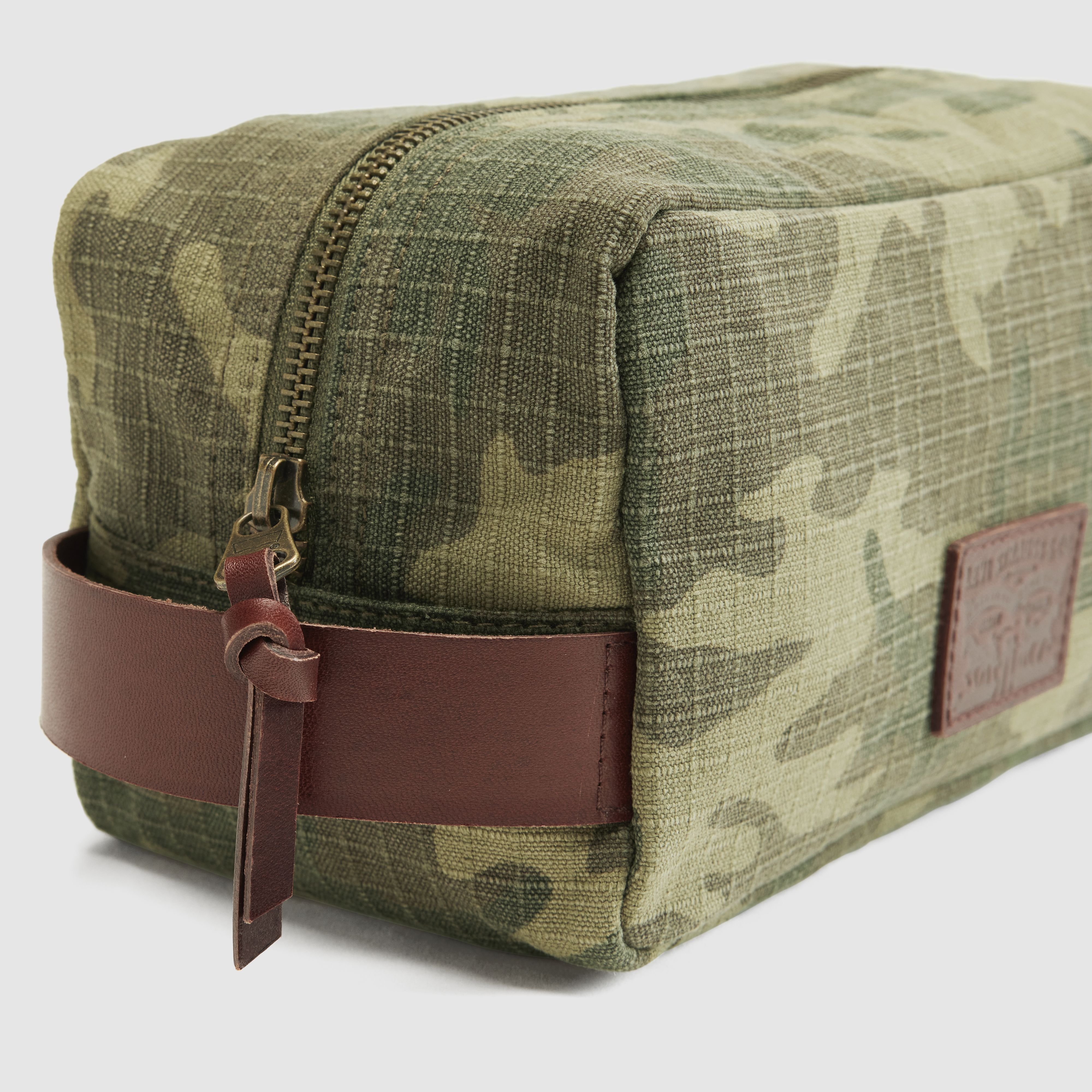 Dopp Kit 4