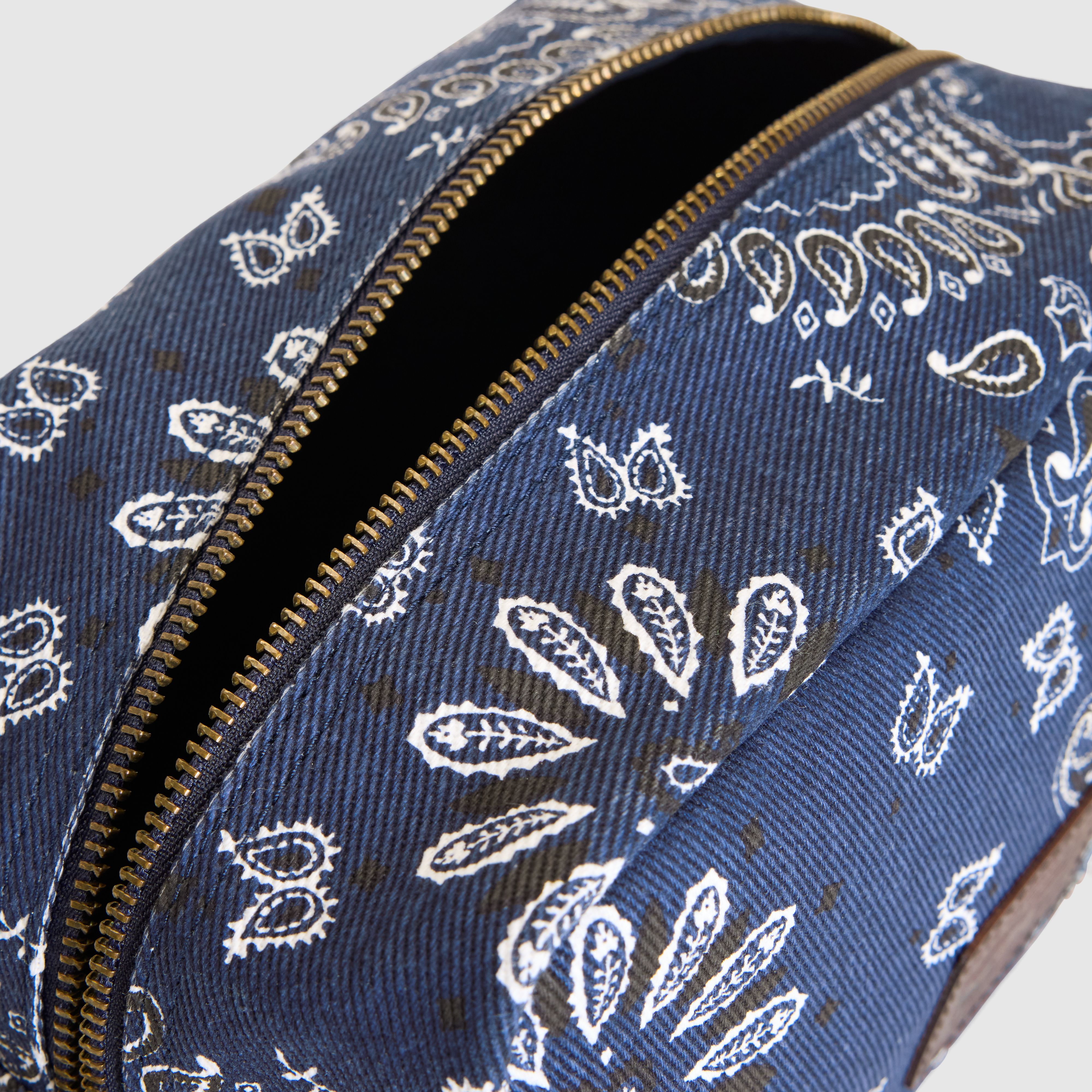 Dopp Kit 4