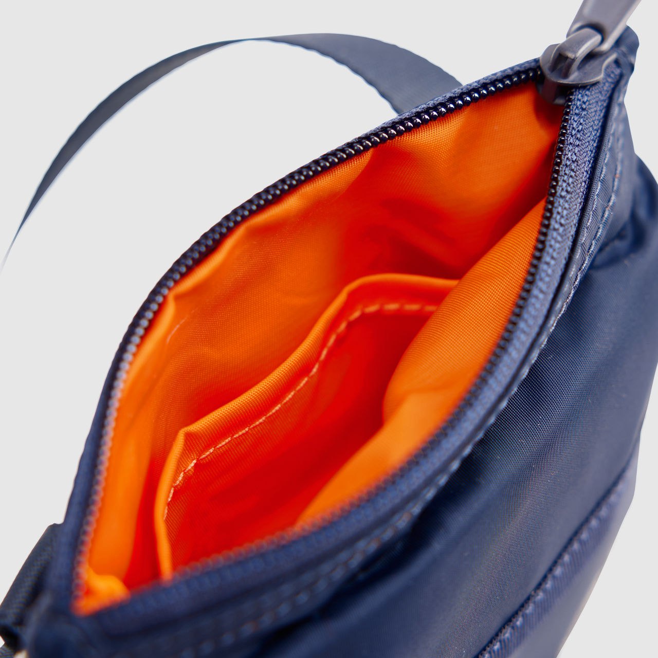 Levi's® Mission Bay Crossbody Pouch 5