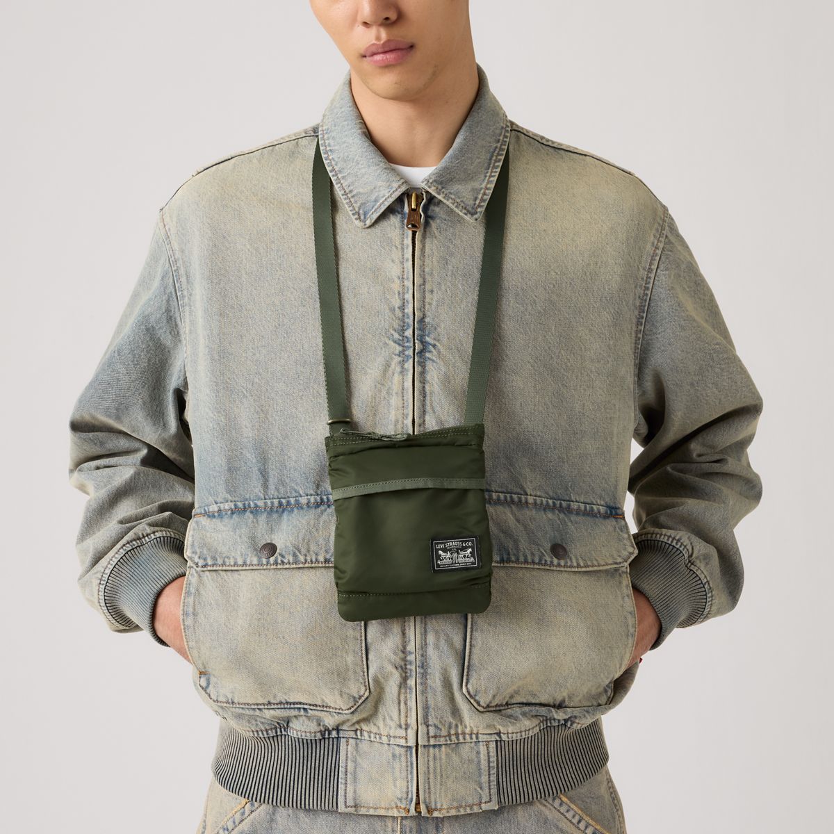 Levi's® Mission Bay Crossbody Pouch — Ivy Green - Green