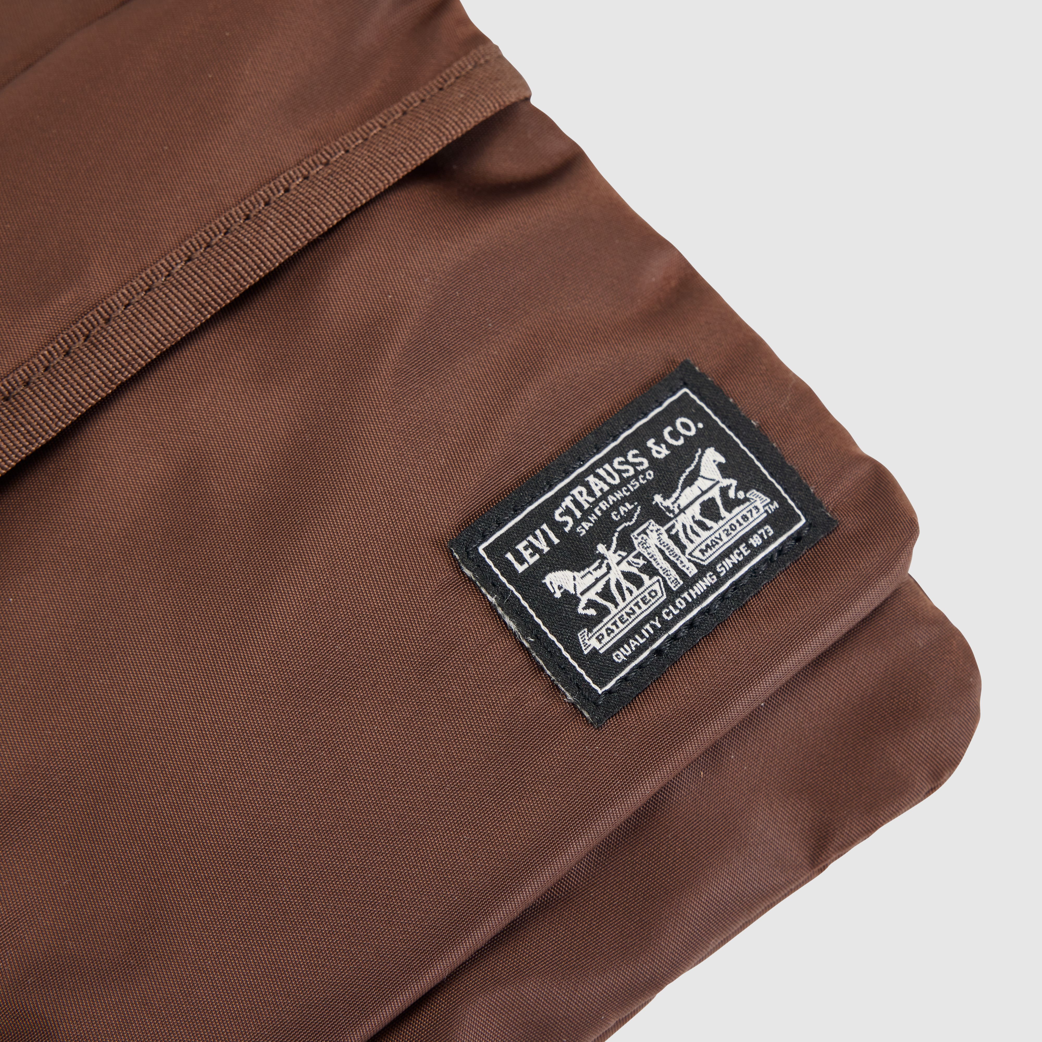Levi's® Mission Bay Crossbody Pouch 4