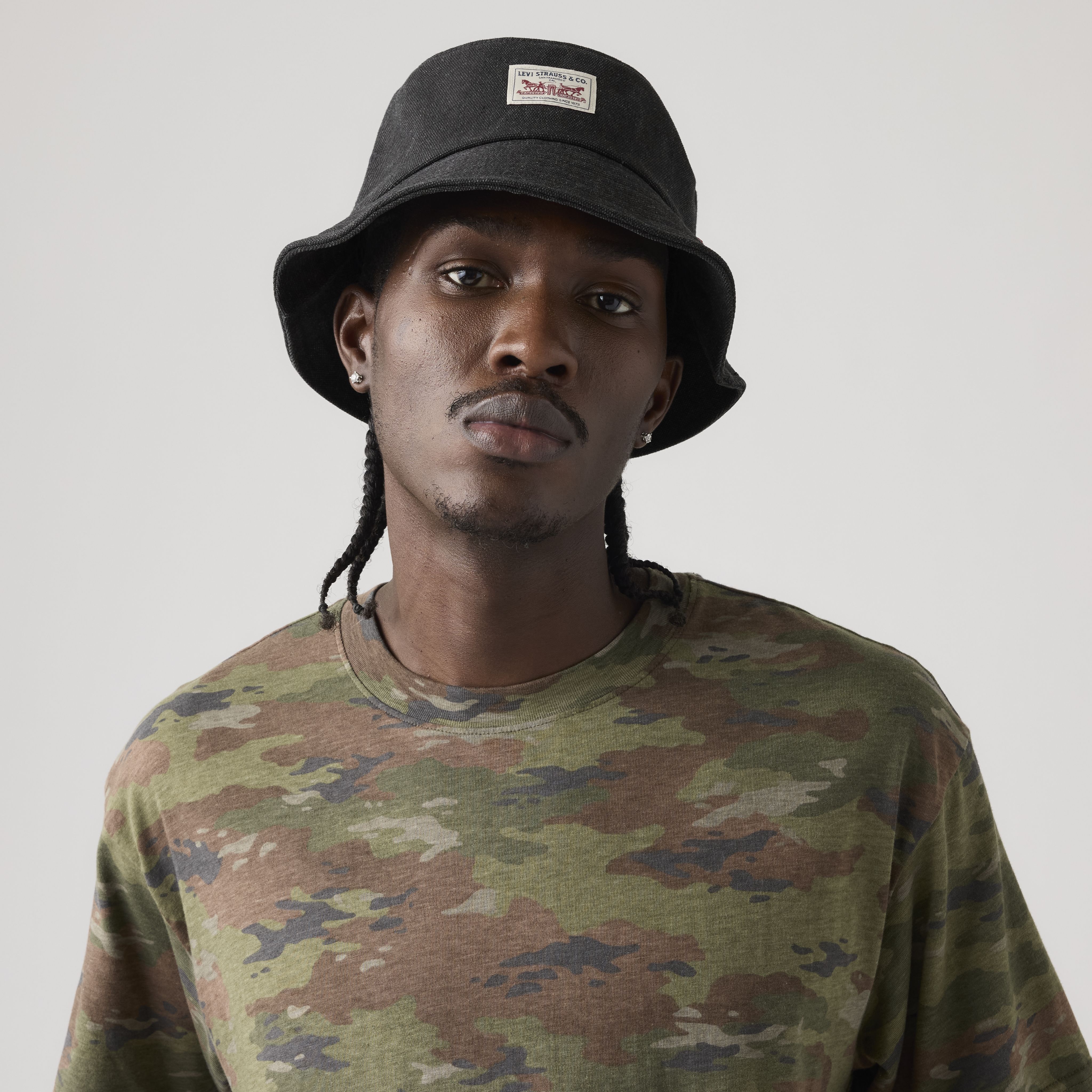 Strauss Bucket Hat 7