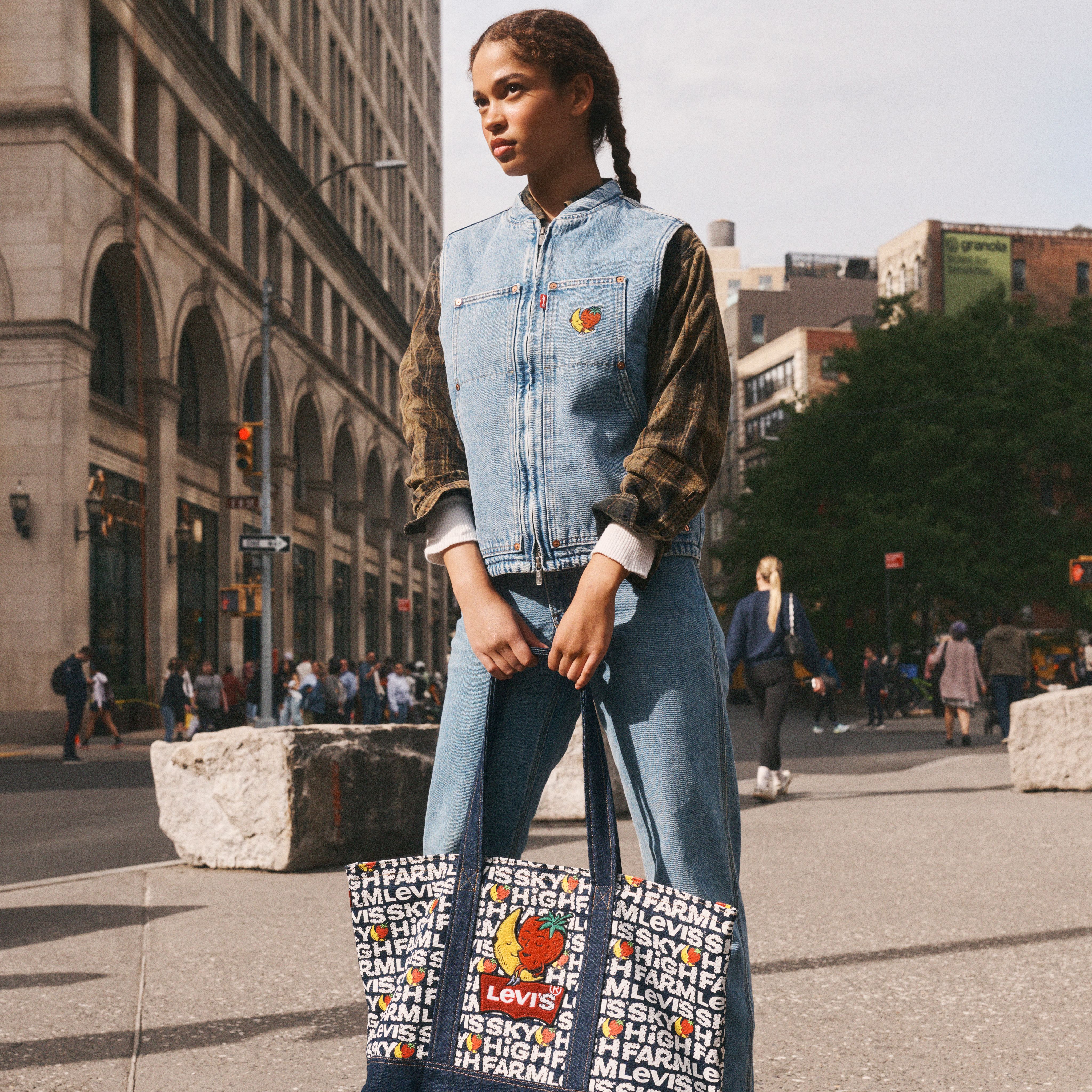 Levi’s® x Sky High Farm Goods Garden Tote 2