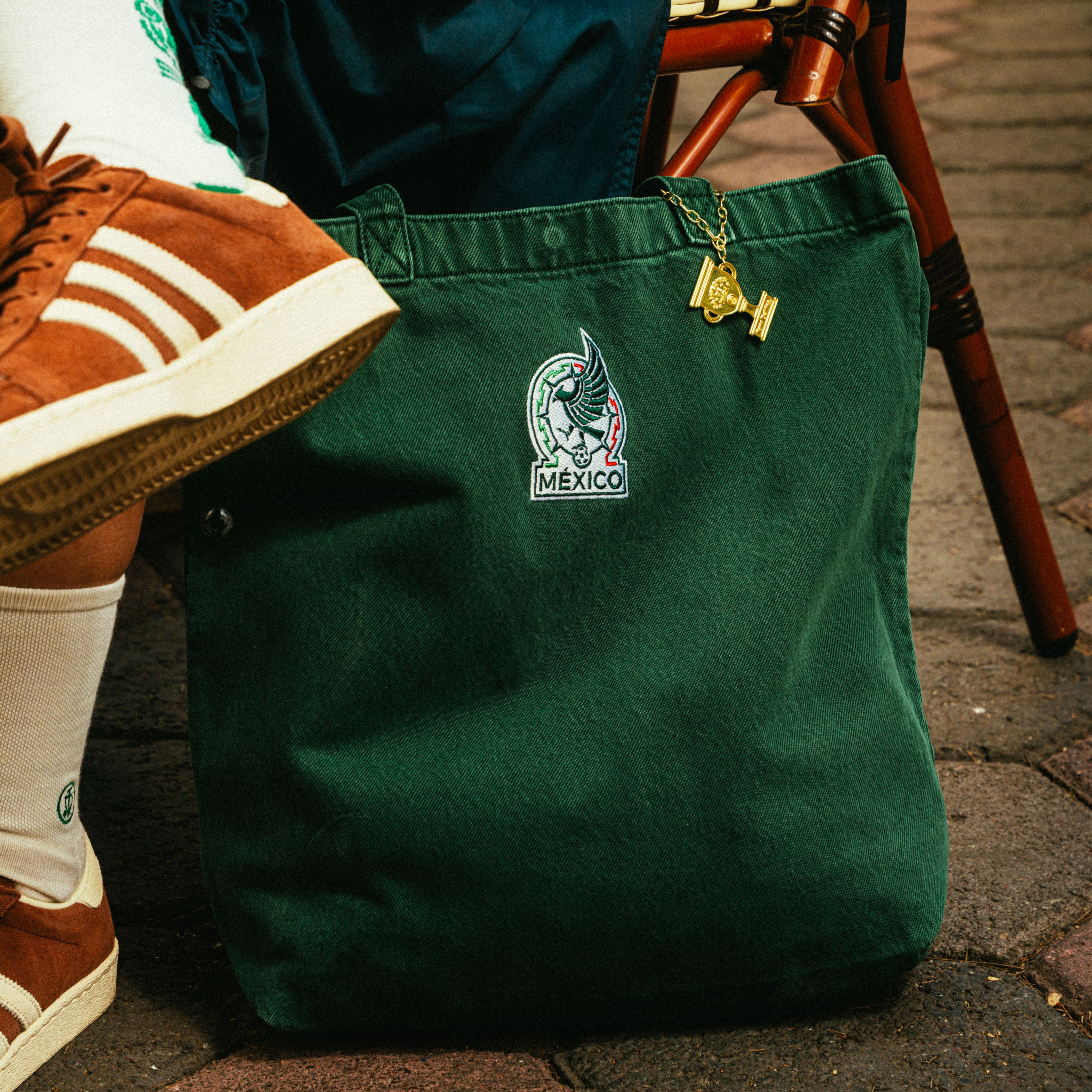 Levi’s® Mexico Football Tote 4