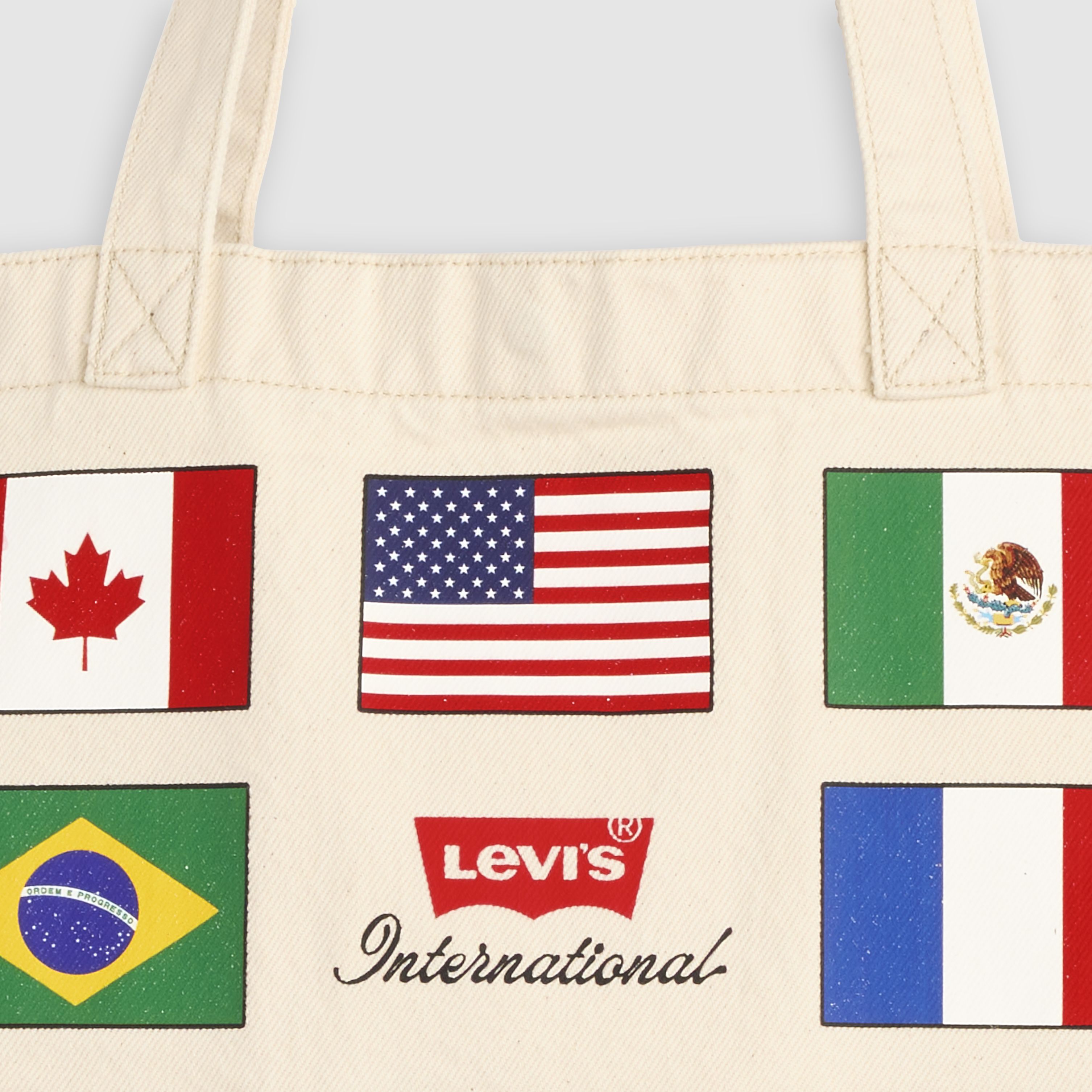 Levi's® International Tote 4