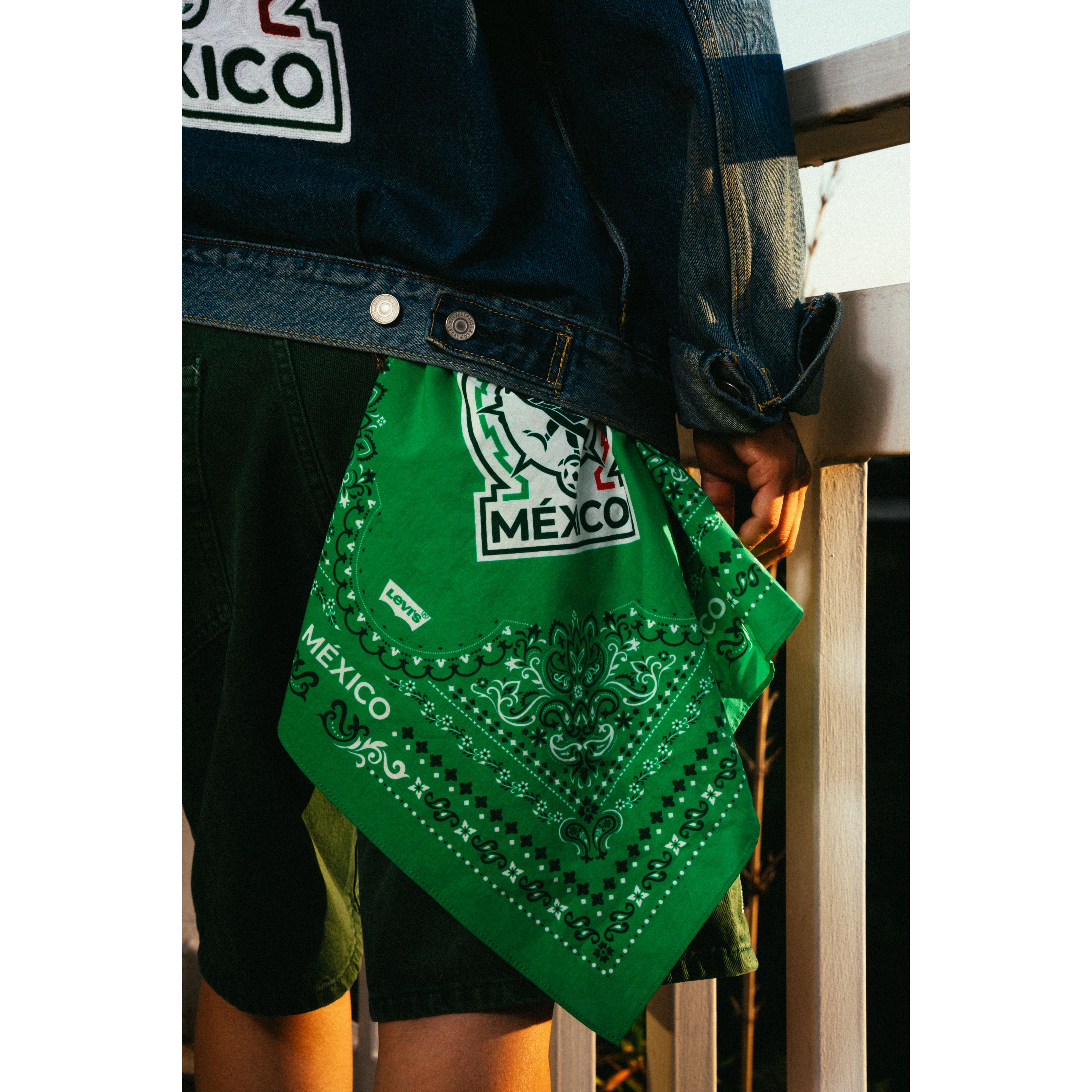 Levi’s® Mexico Football Bandana 4