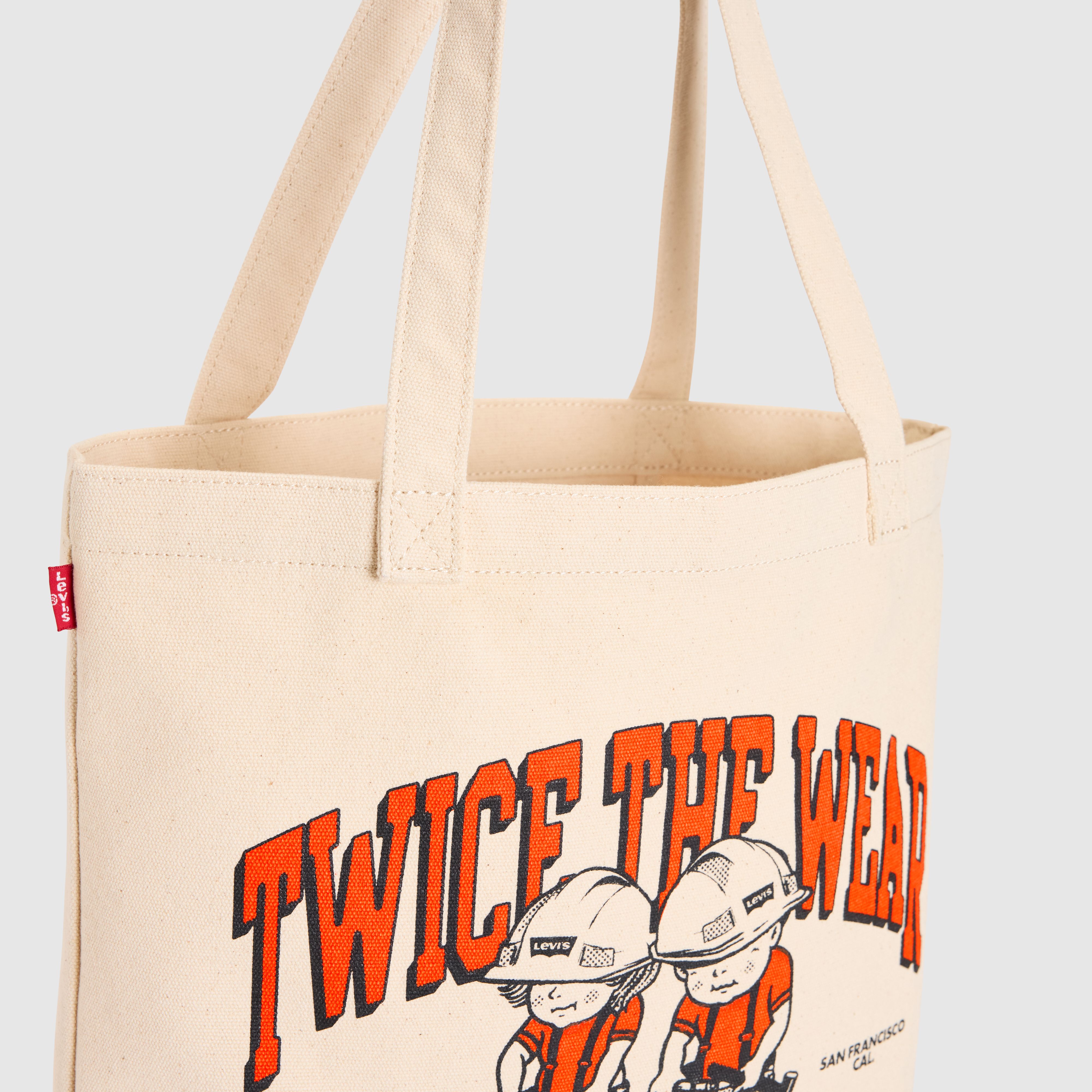 Levi's® Graphic Tote 4