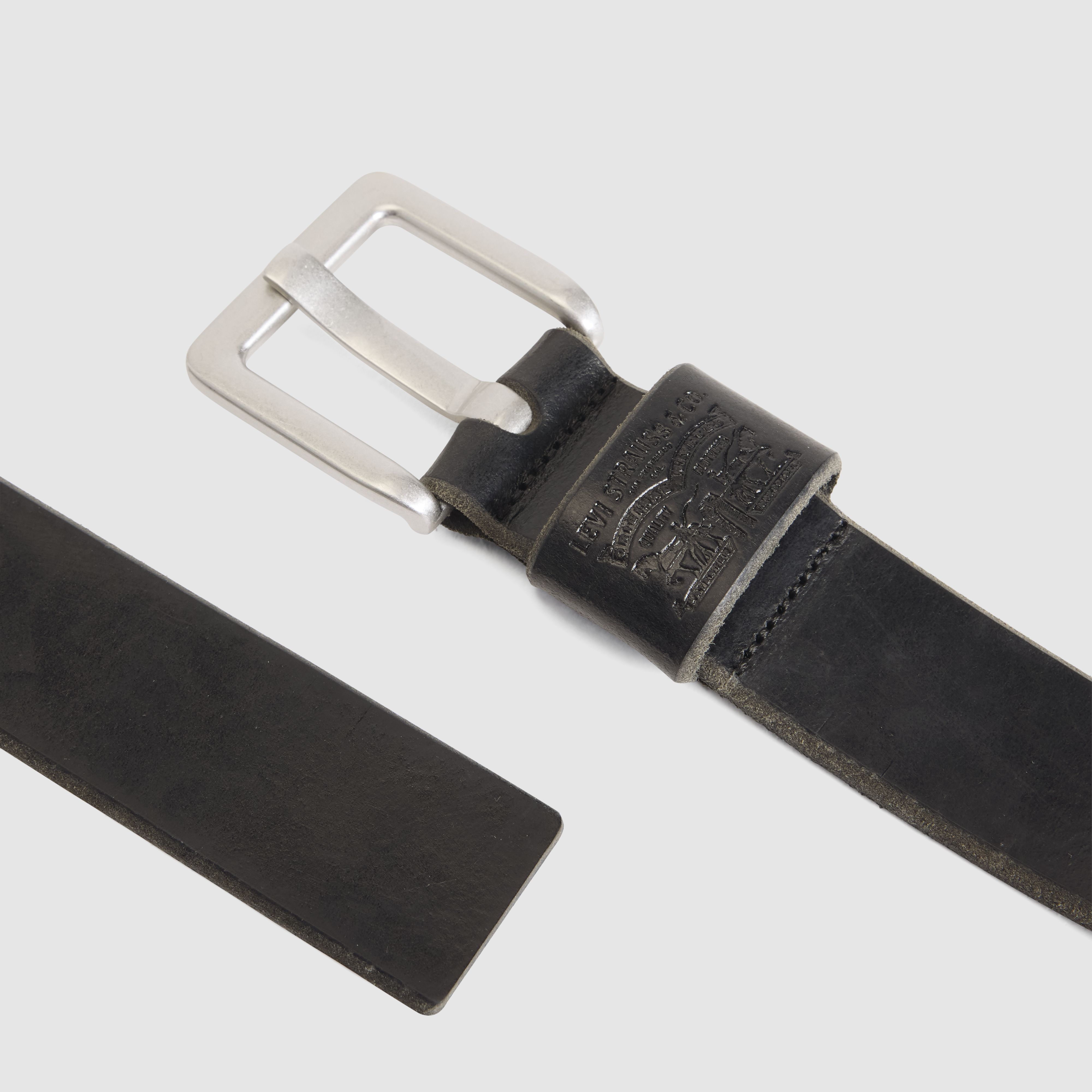 Arlo Wide Prong Belt 4