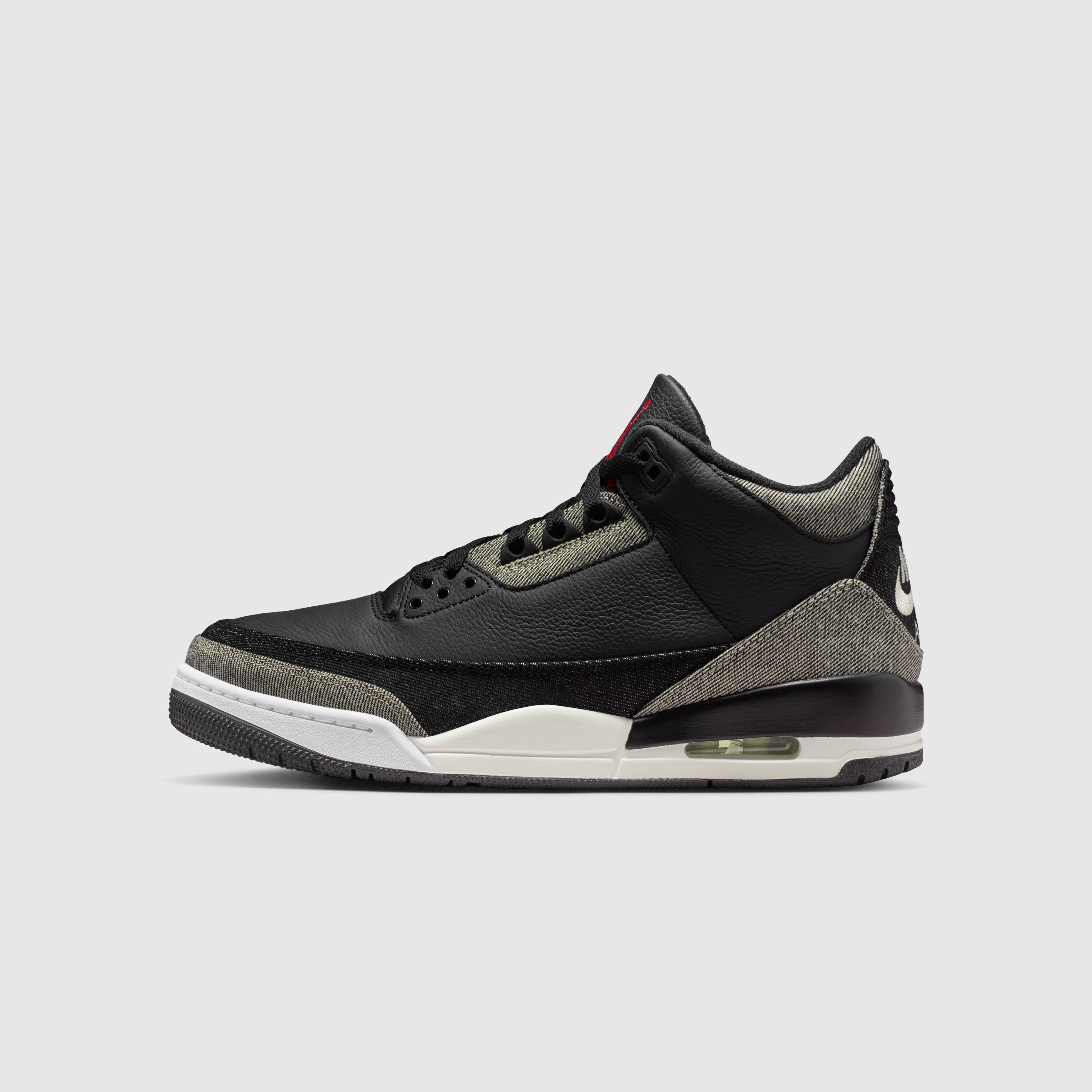 Air Jordan 3 x Levi’s® Sneakers in denim nero 3