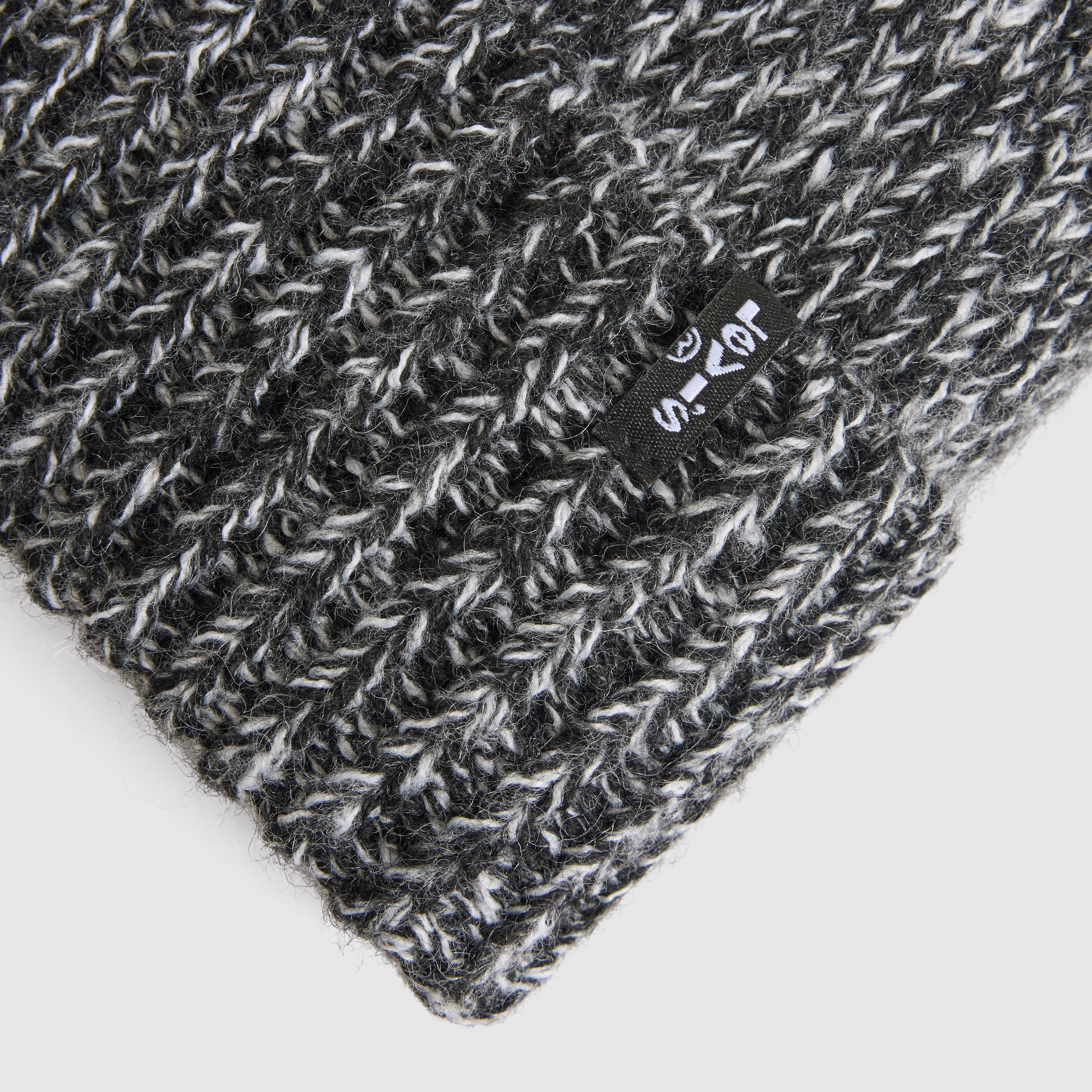 Essential Holiday Beanie 4