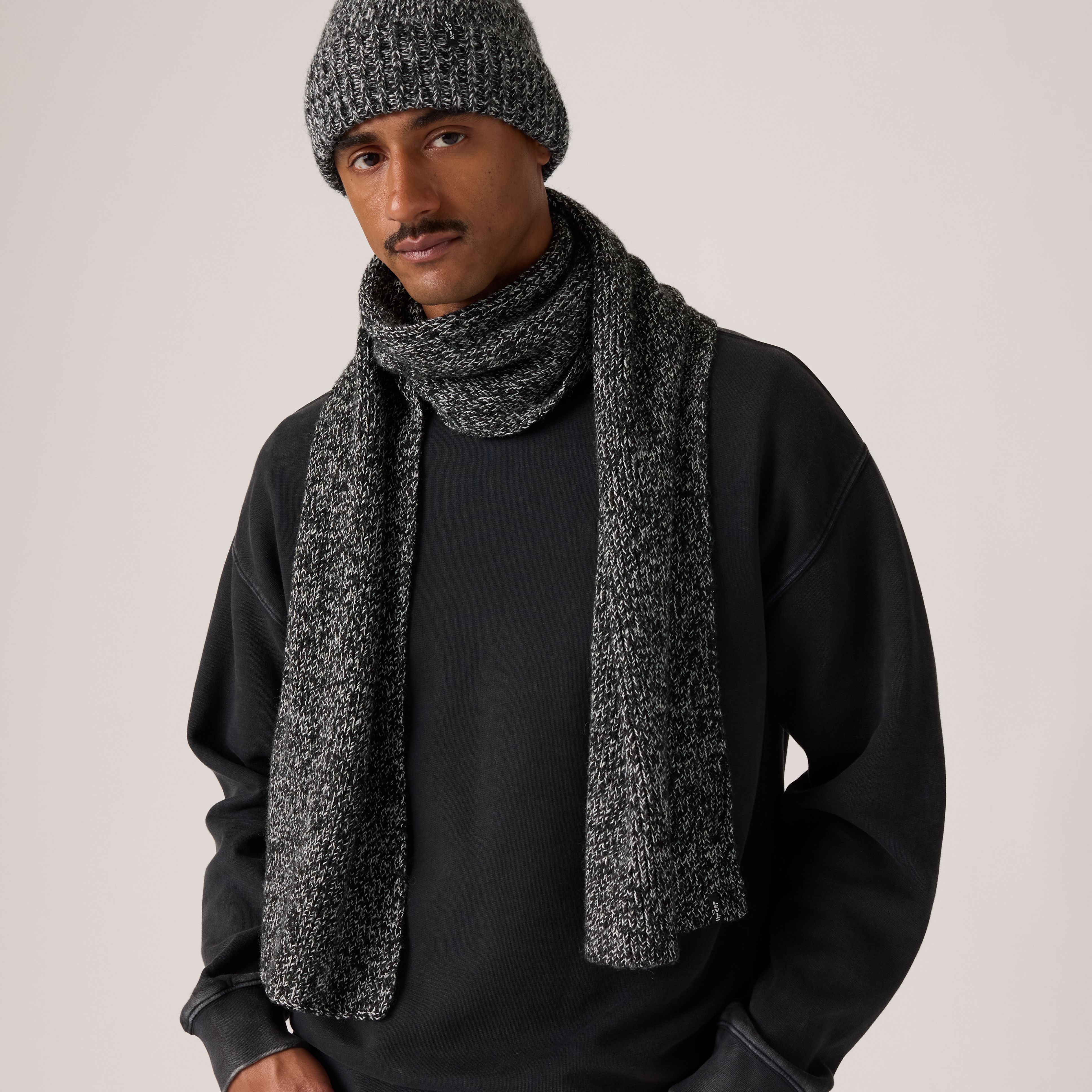 Holiday Scarf 1