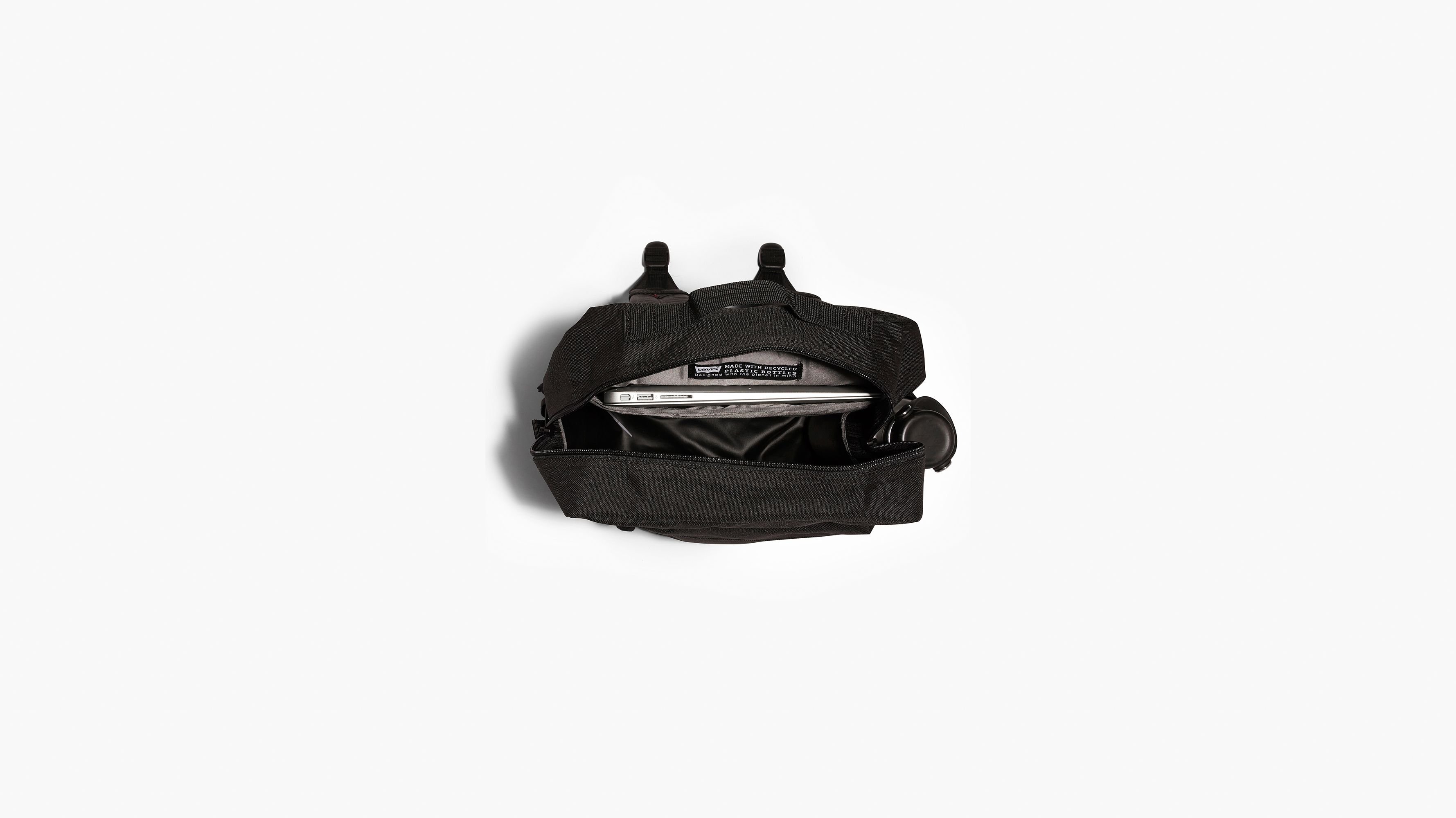 Levi's® L Pack Standard Issue 5