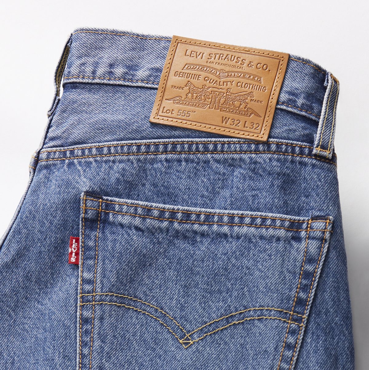 555™ Relaxed Straight Men's Jeans — Blue Essentials - Medium Wash