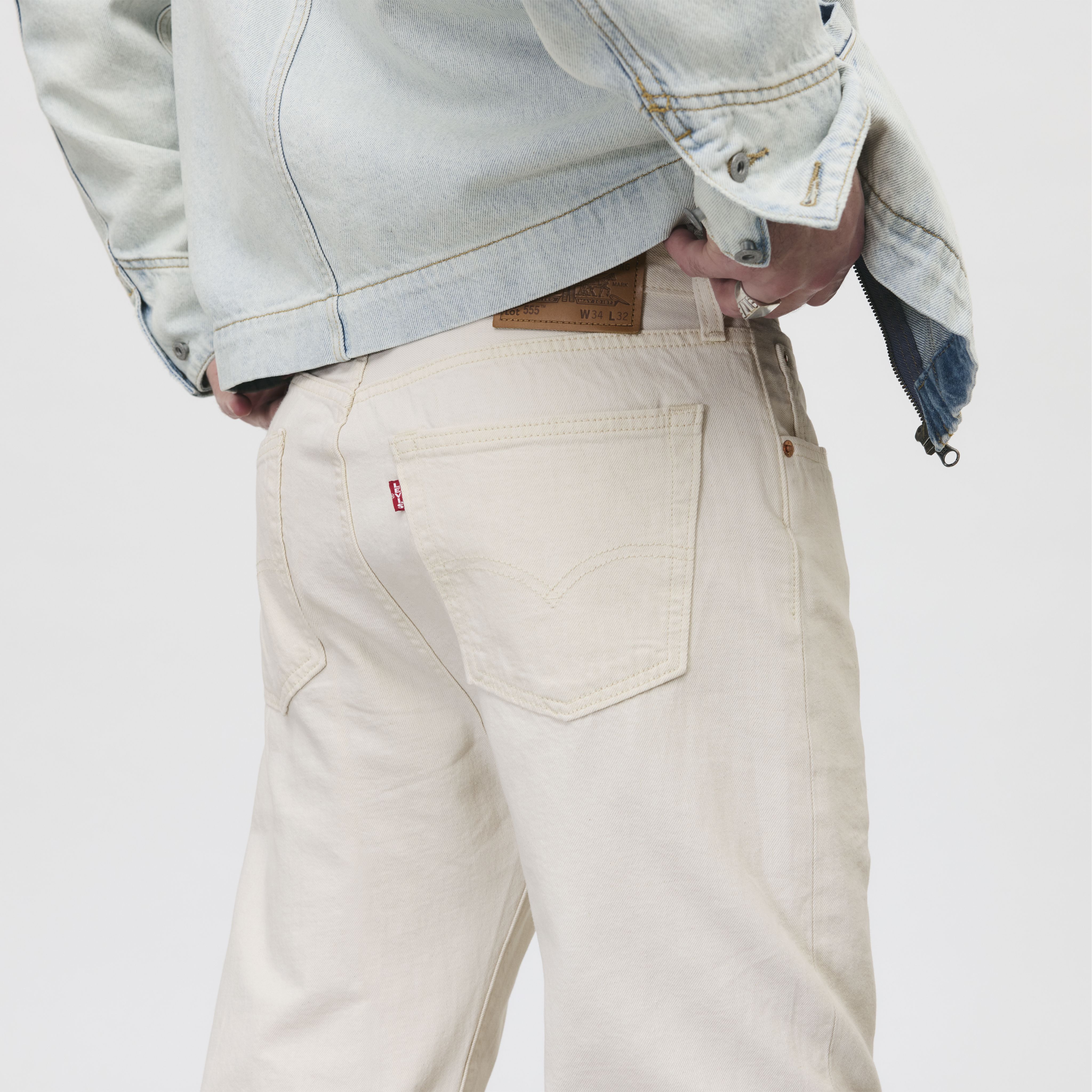 555™ Relaxed Straight Linen+ Denim Men's Jeans 4
