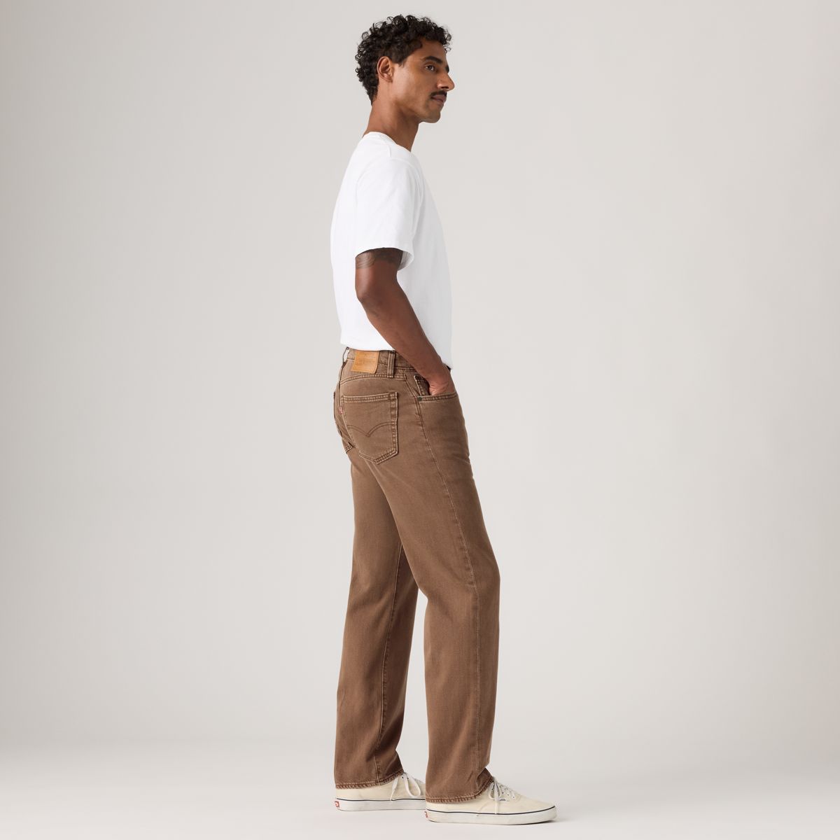 555™ Relaxed Straight Men's Jeans — Rain Drum Classic Garment Dye Lightweight - Brown