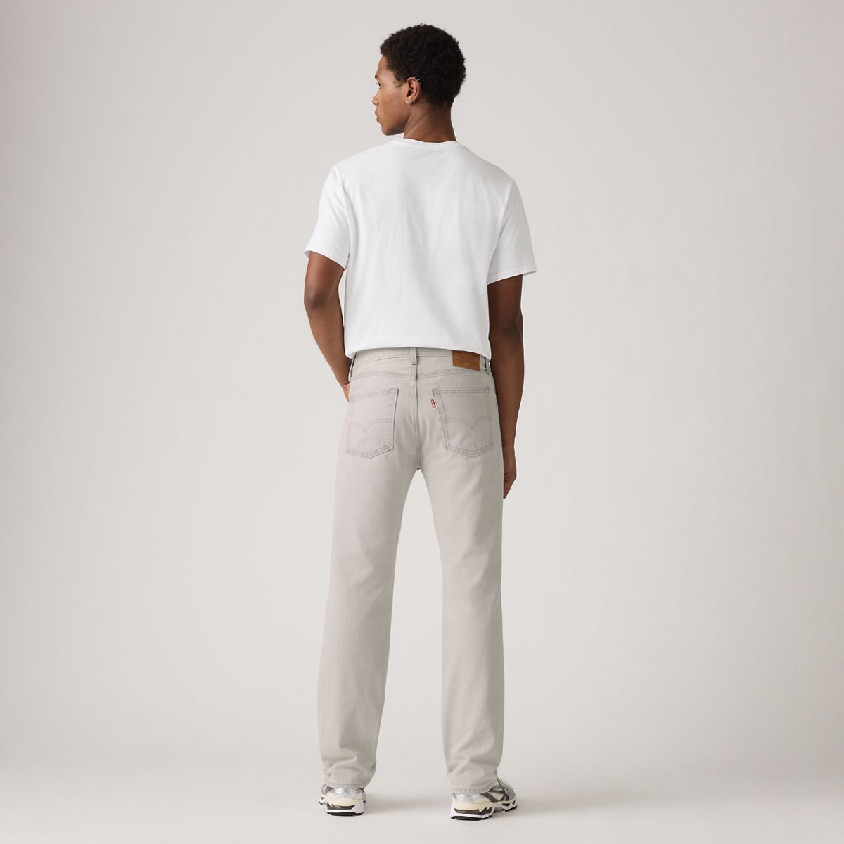 555™ Relaxed Straight Men's Jeans — Just A Local - Grey