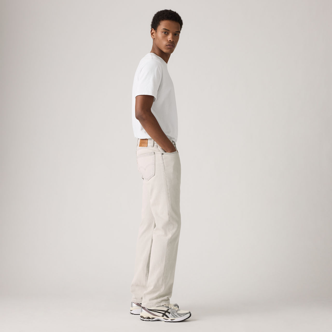 555™ Relaxed Straight Men's Jeans 4