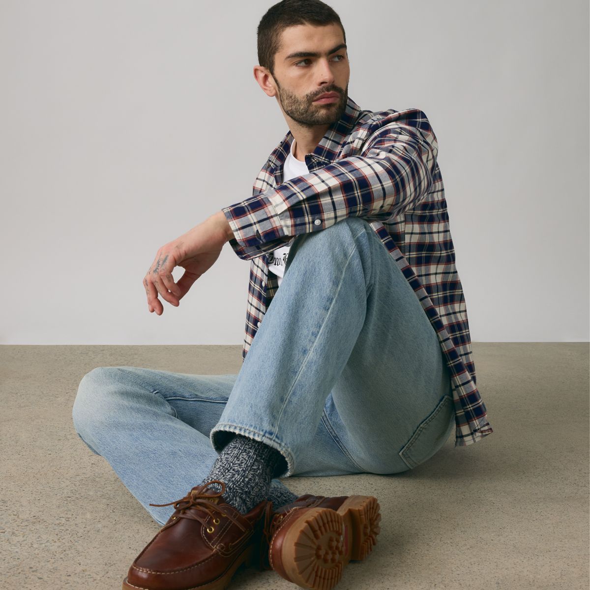 555™ Relaxed Straight Men's Jeans — Style Tension Destructed - Light Wash