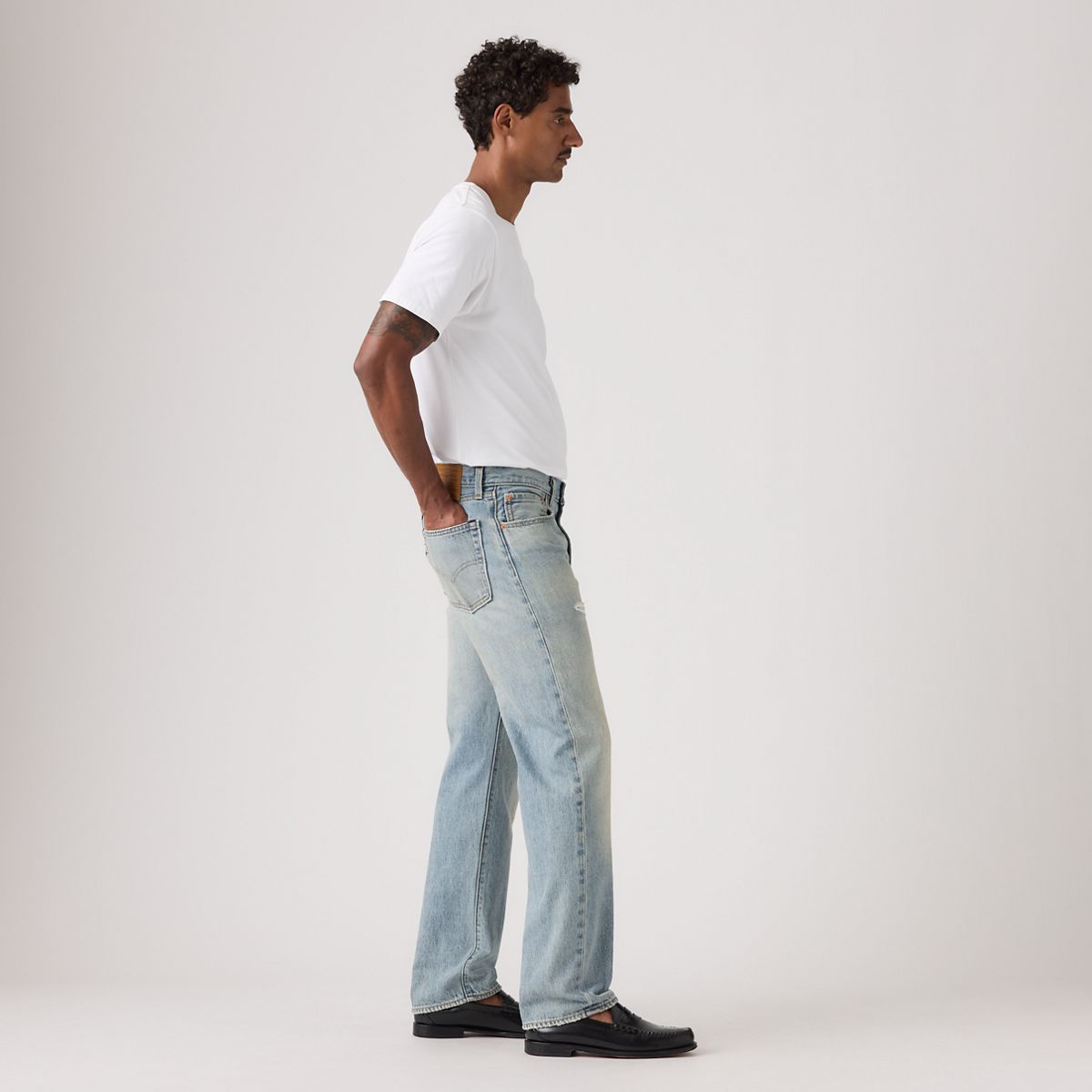 555™ Relaxed Straight Men's Jeans — Style Tension Destructed - Light Wash