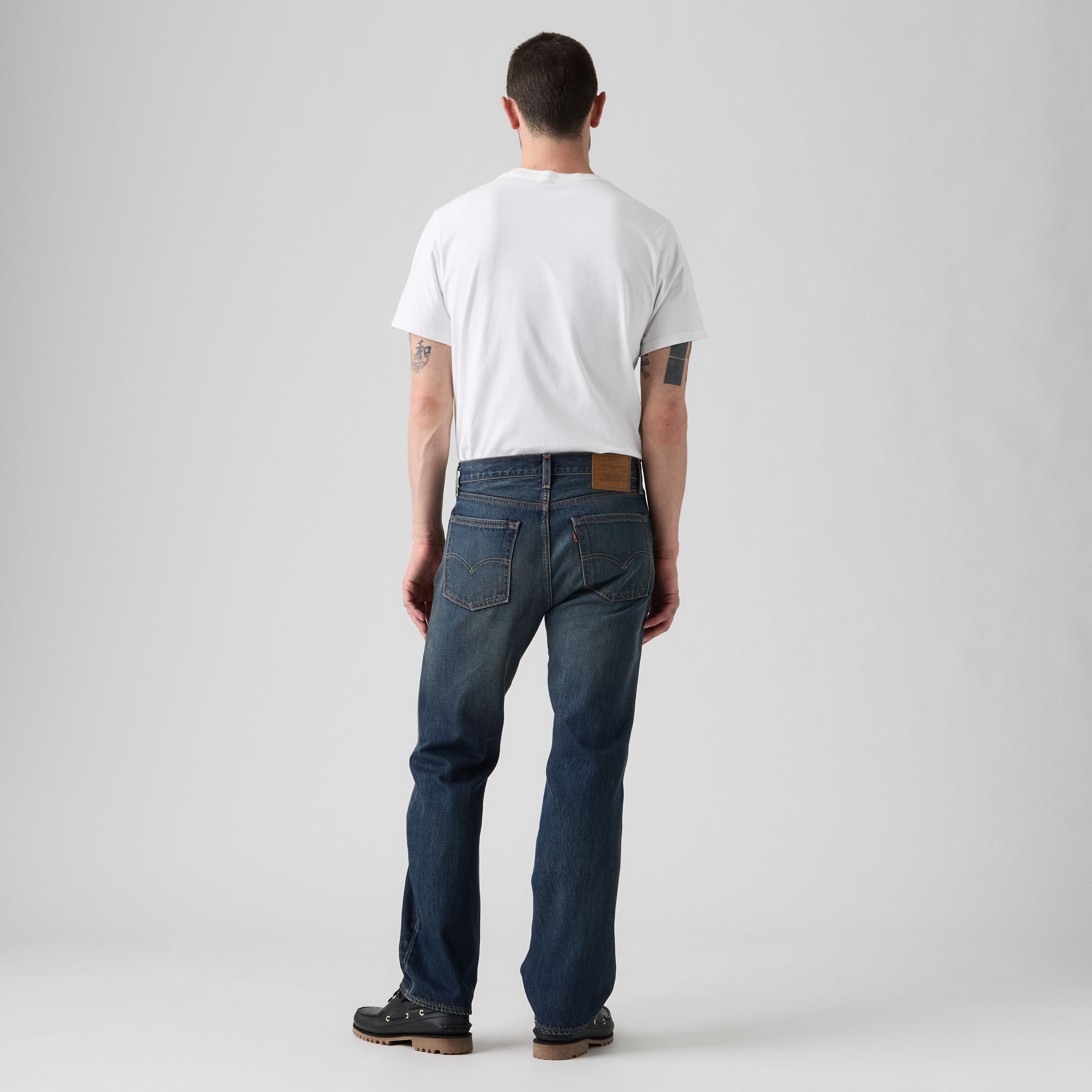 555™ Relaxed Straight Jeans 3